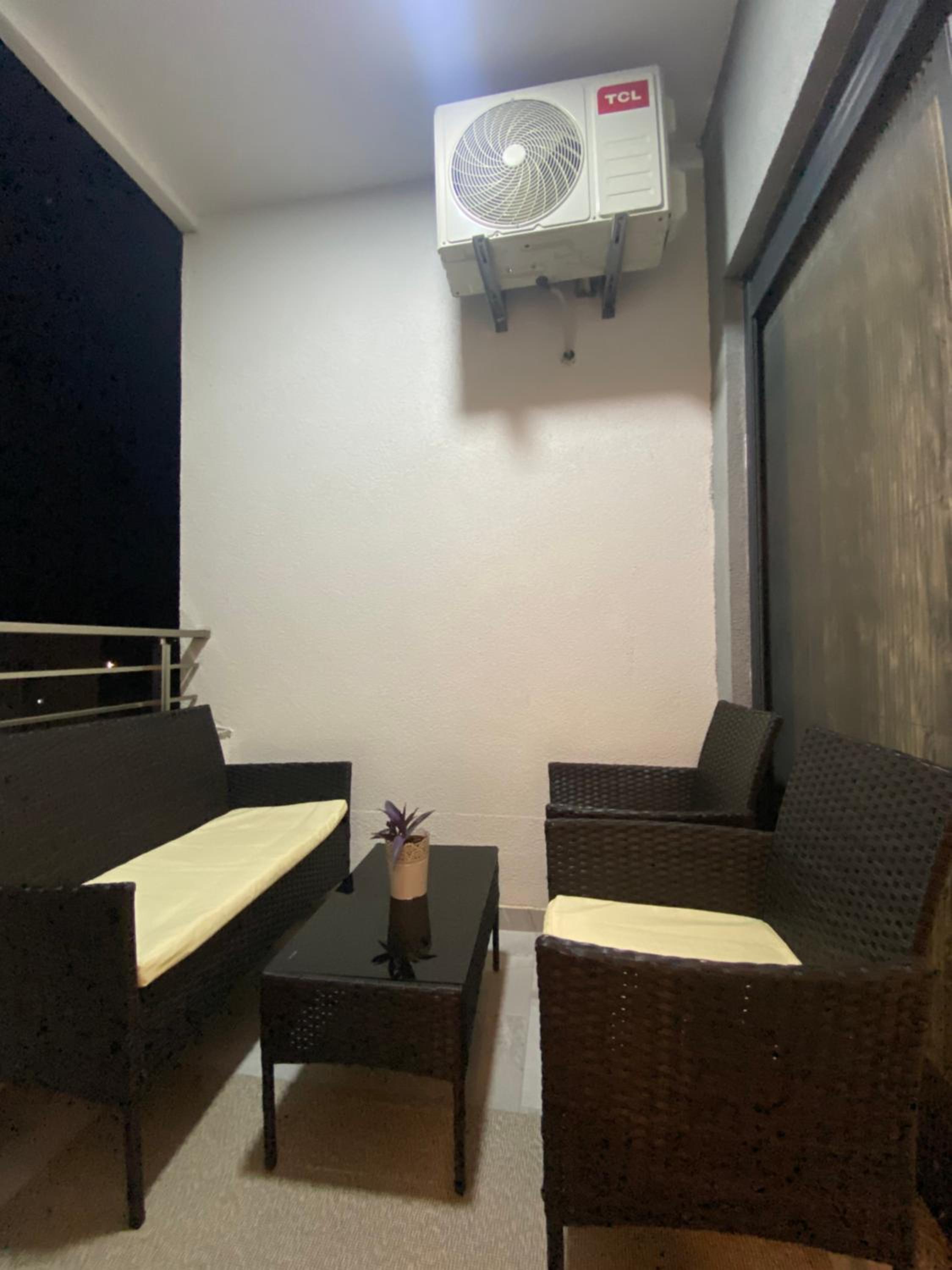 Crown Apartment