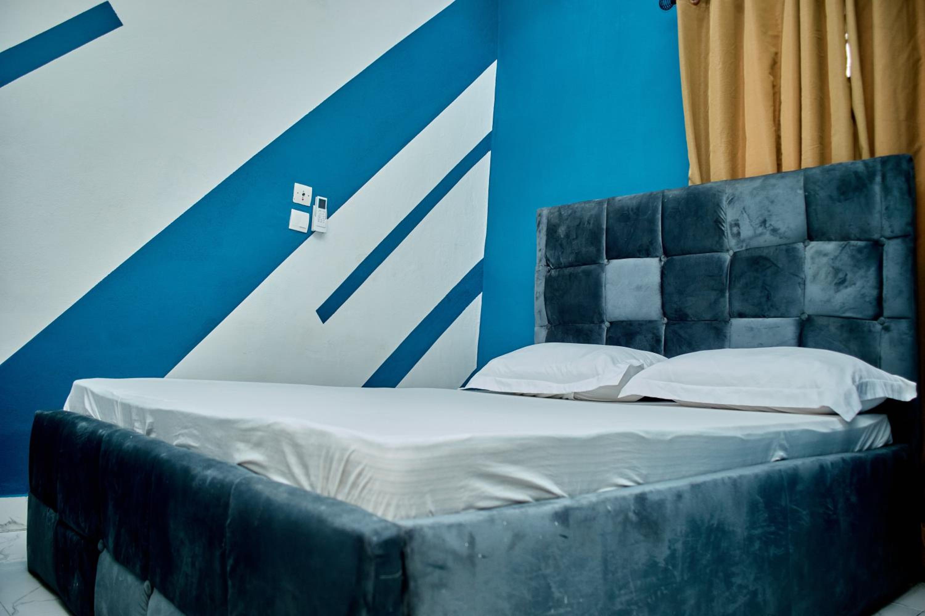 Luxury Suites