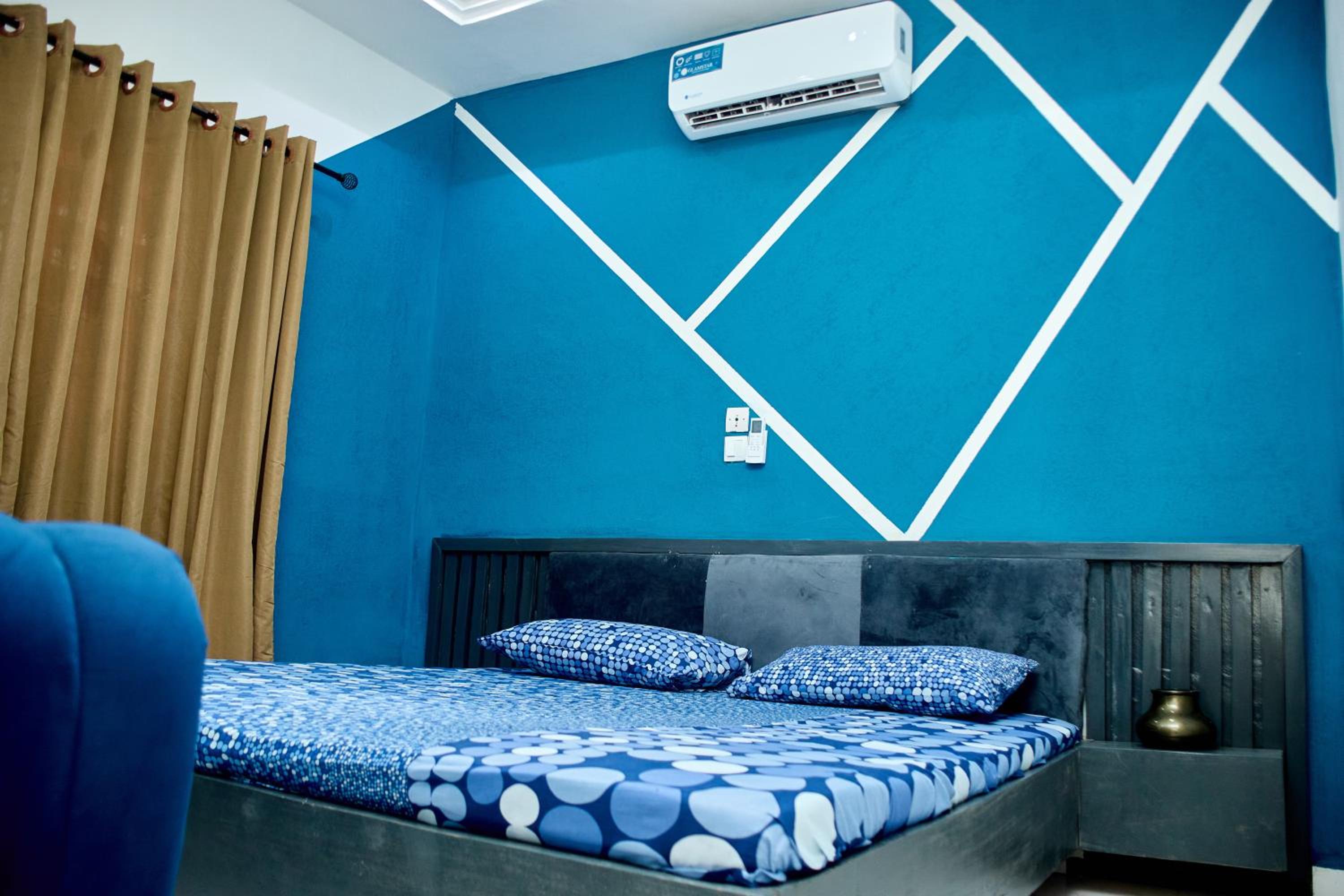 Luxury Suites
