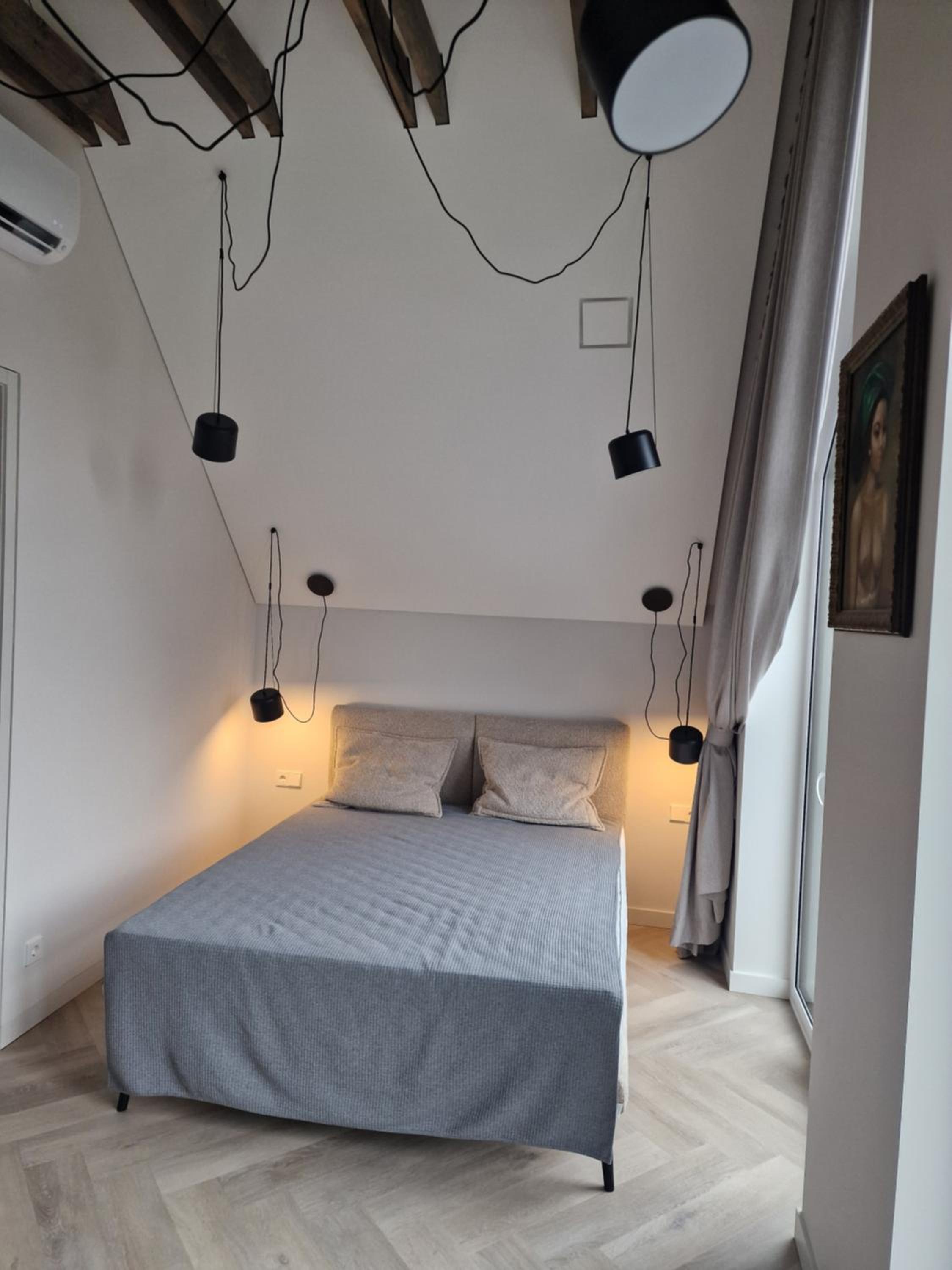 MONCI erdvūs apartamentai Monciskėse su uždaru kiemeliu view 5