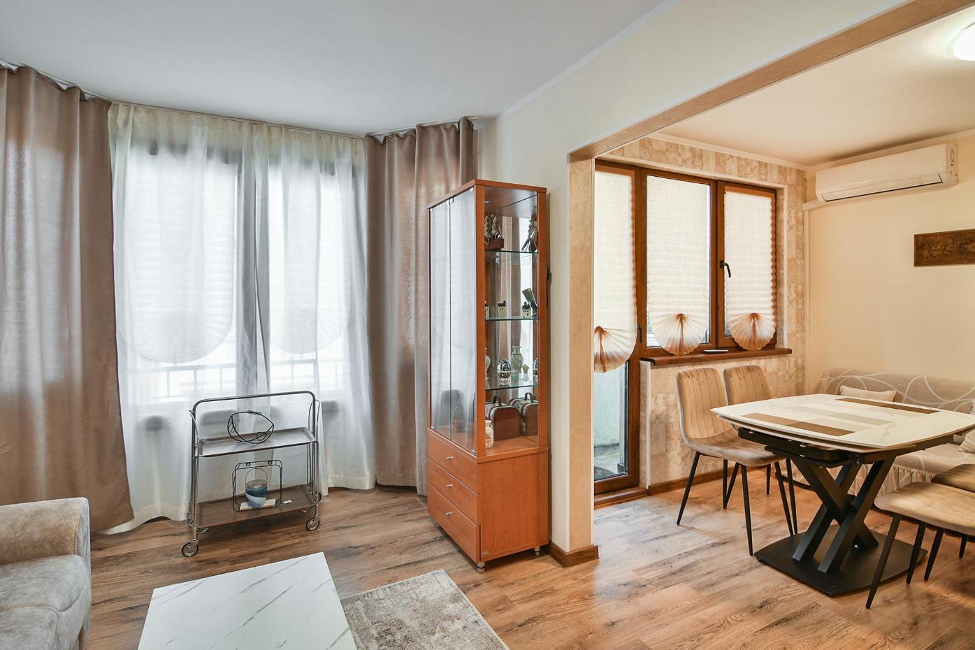 Super central 2 BR with AC