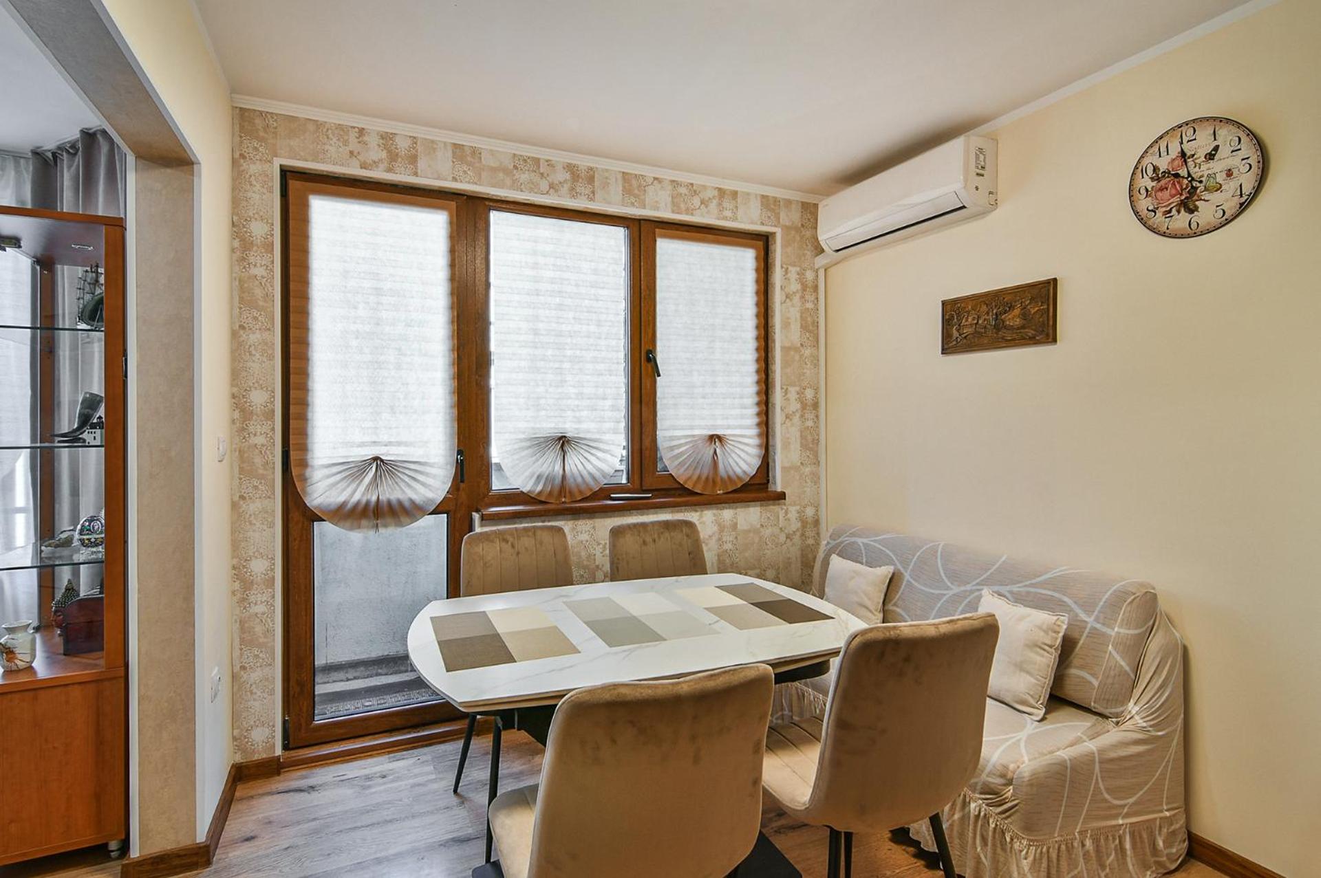 Super central 2 BR with AC