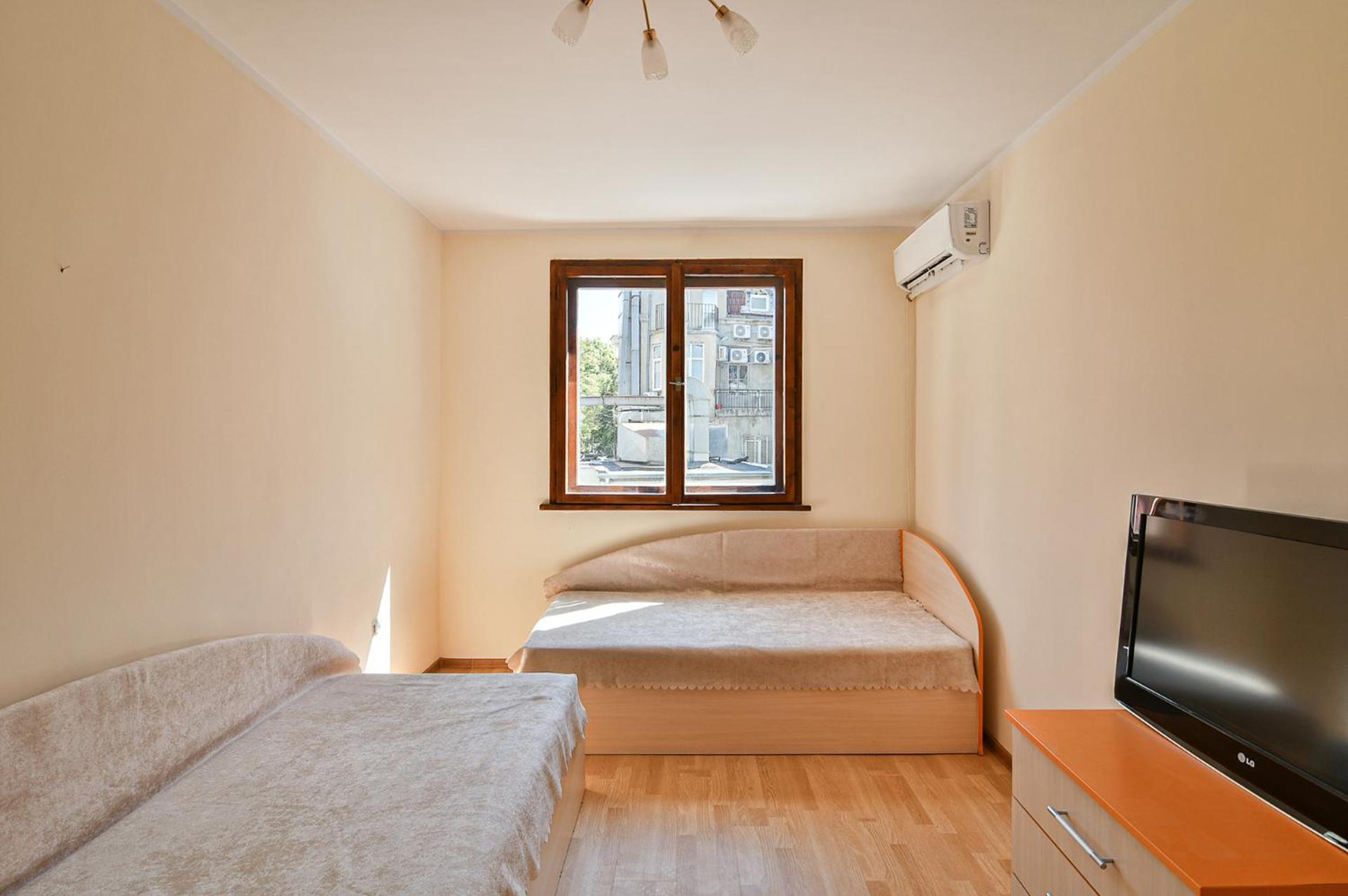 Super central 2 BR with AC