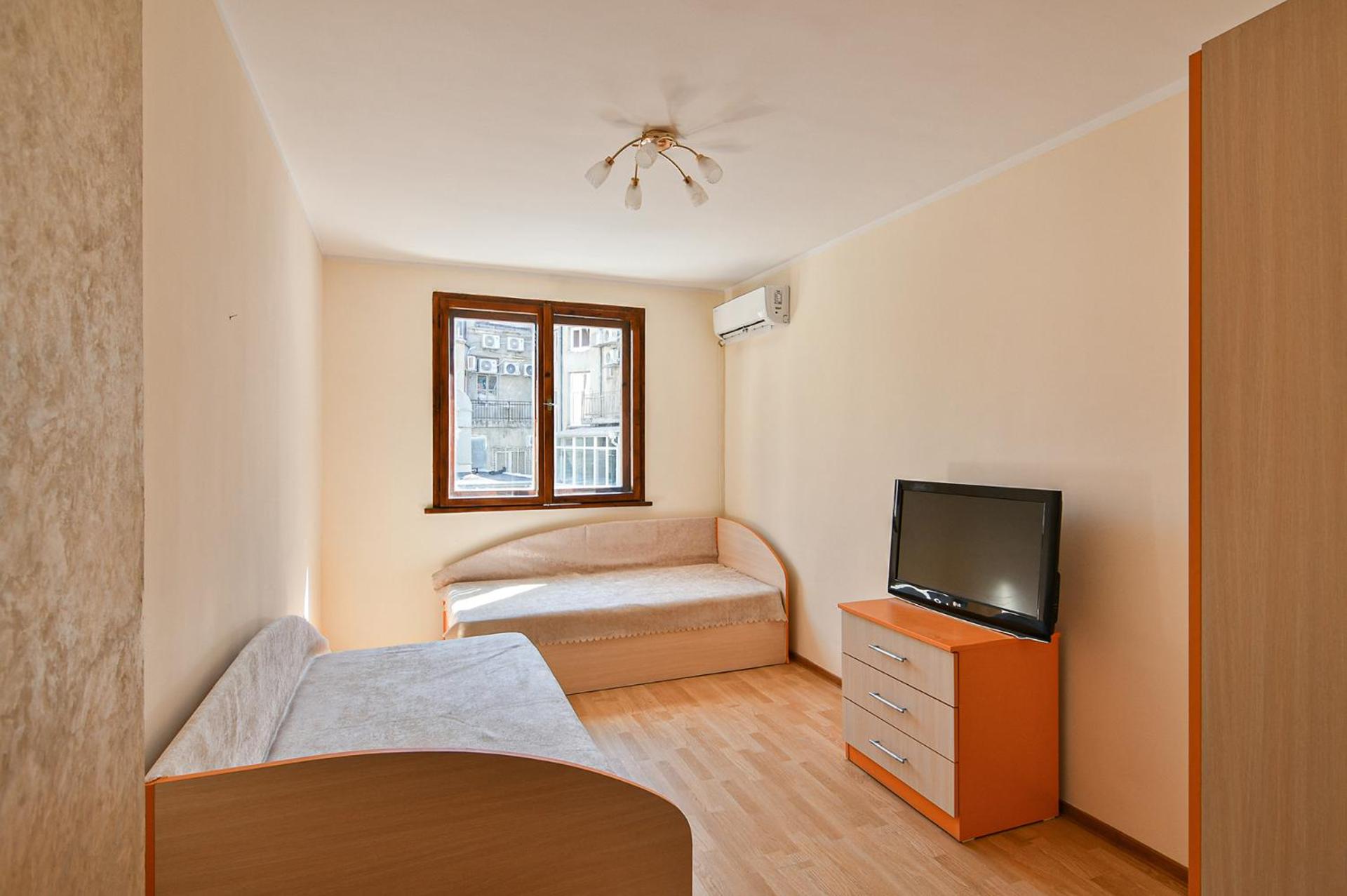 Super central 2 BR with AC