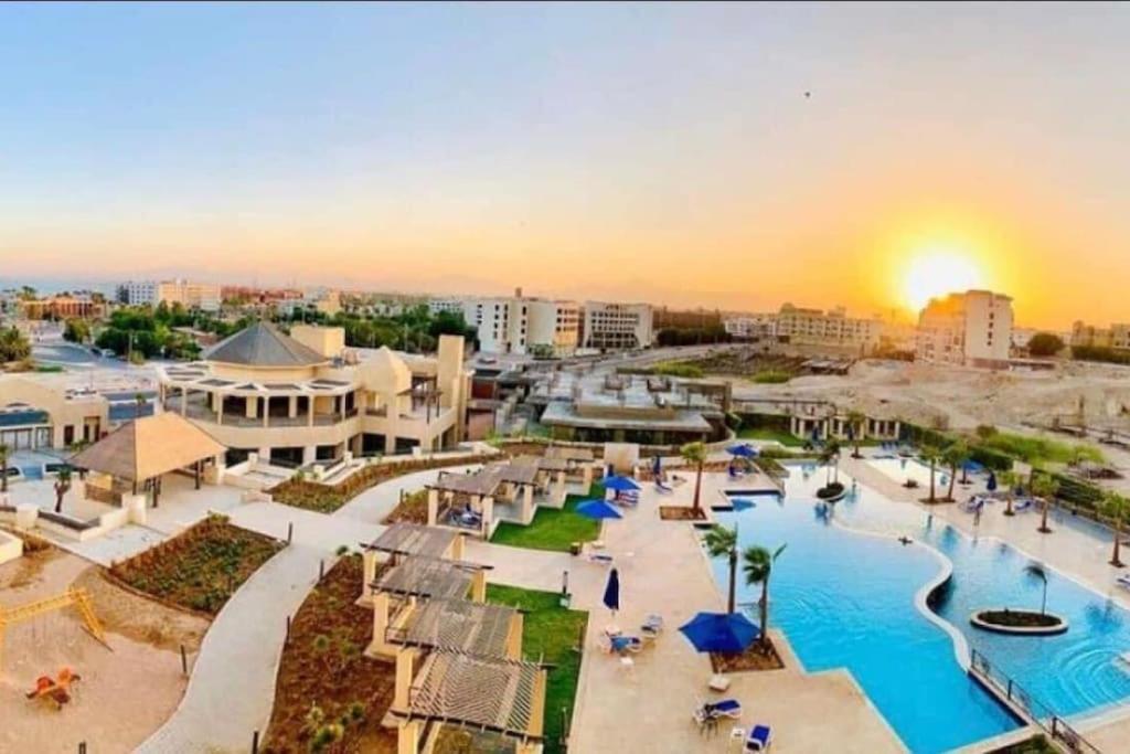 Luxury Hotel Apartment -Sunside apartments