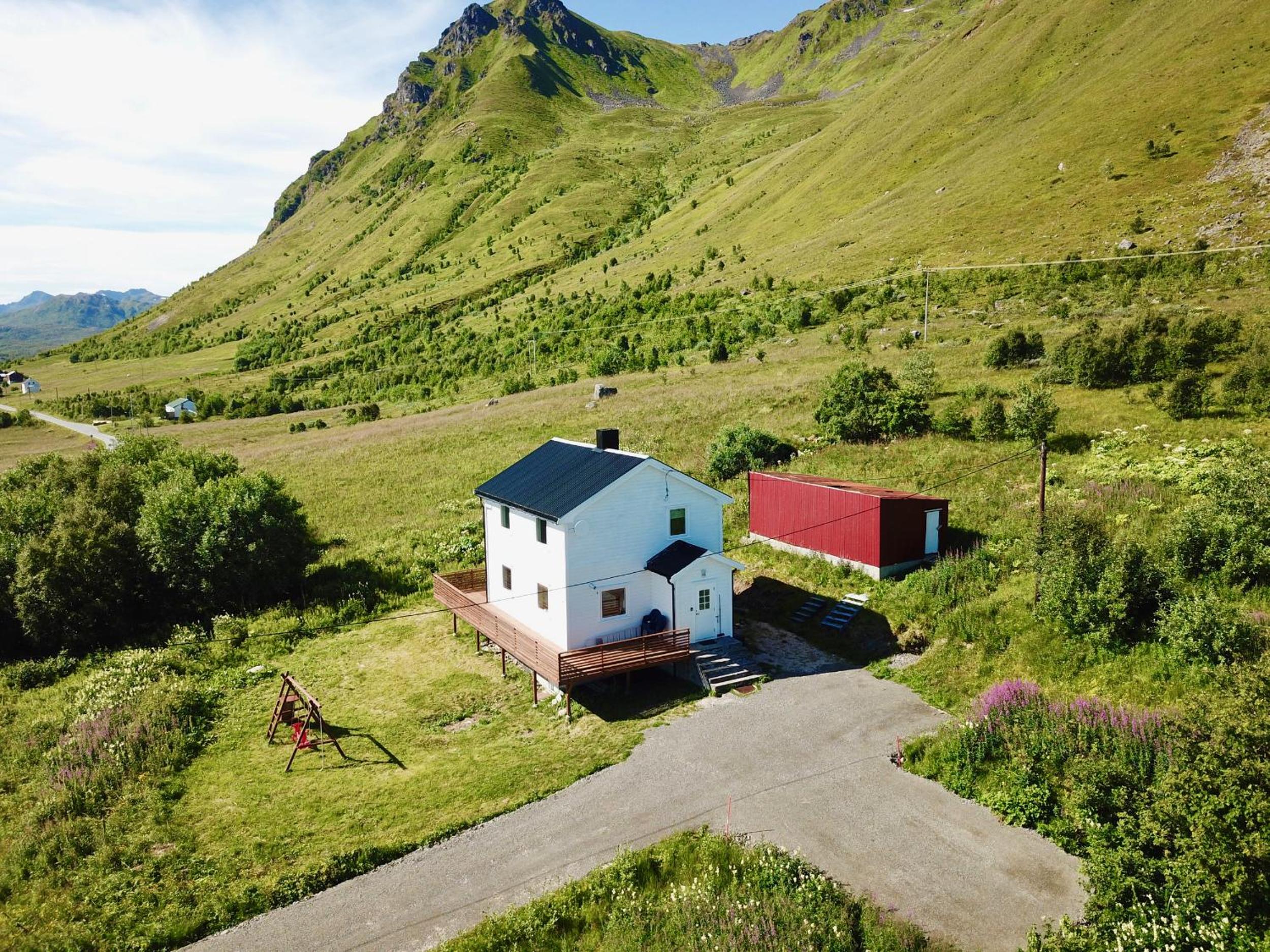 Basecamp Mountain View Lofoten