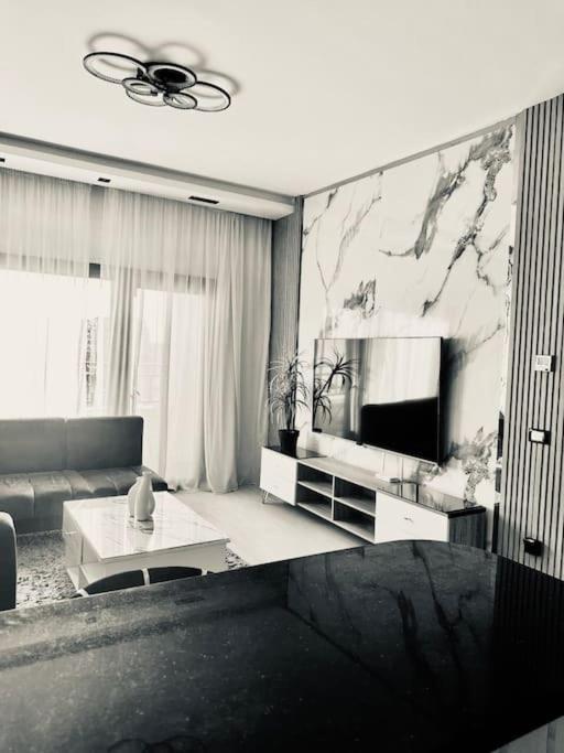 Luxury Hotel Apartment -Sunside apartments
