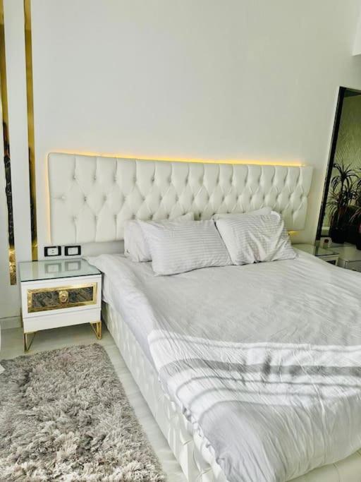 Luxury Hotel Apartment -Sunside apartments