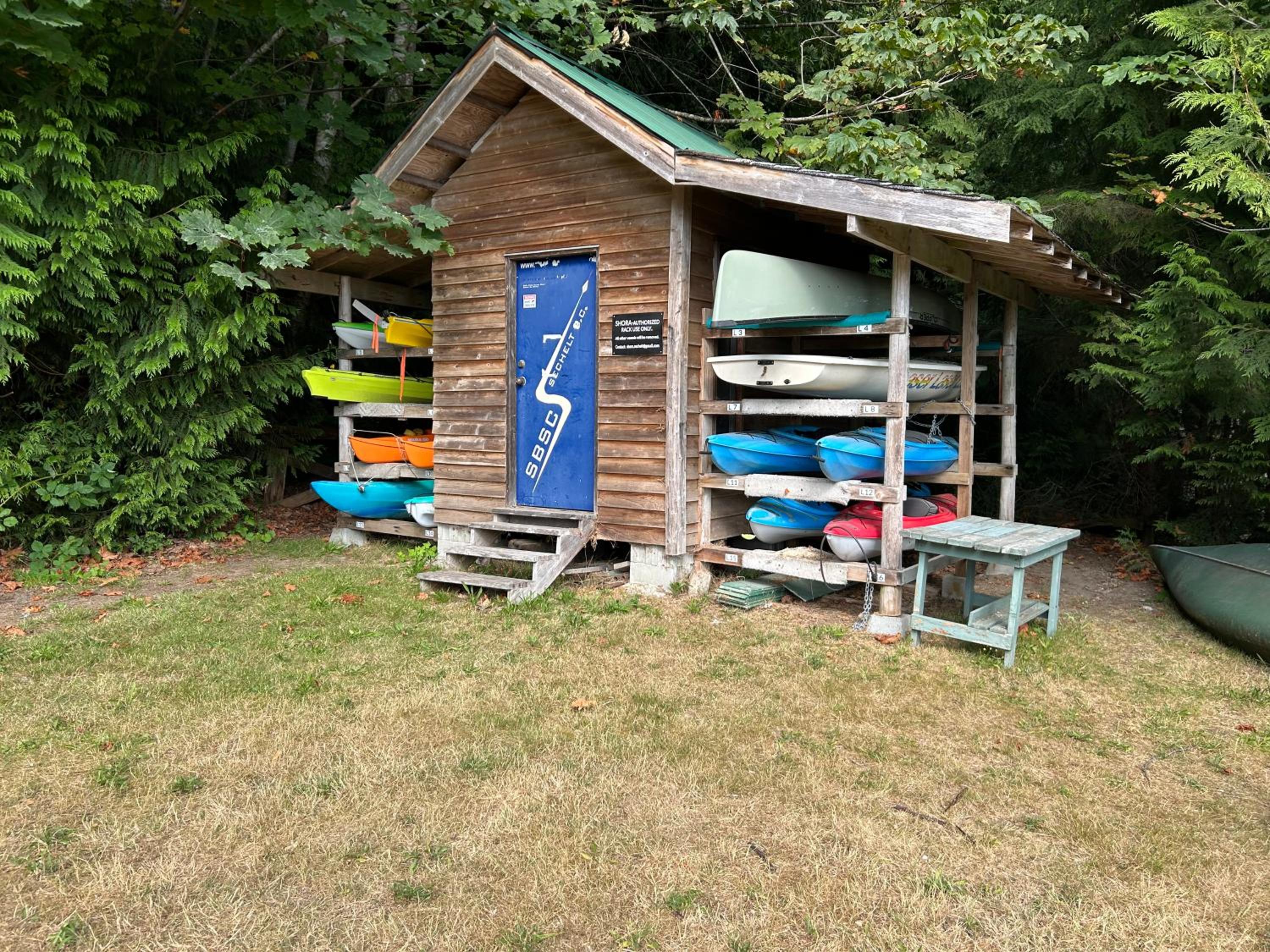 Waterfront Retreat, Beach Access, Group Friendly, Sleeps 14