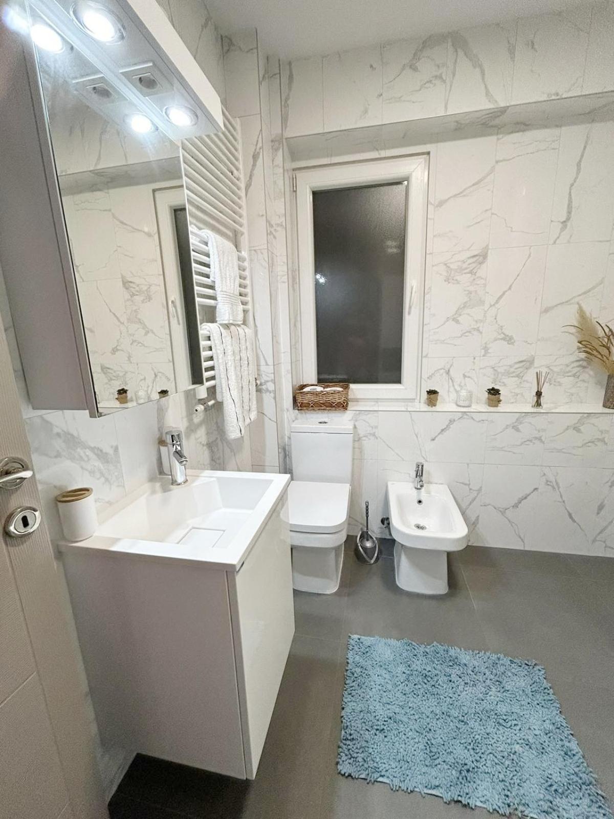 The Circle Apartment