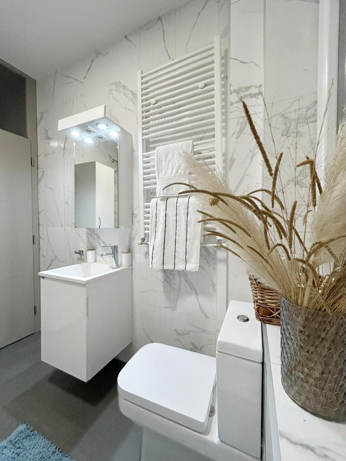 The Circle Apartment