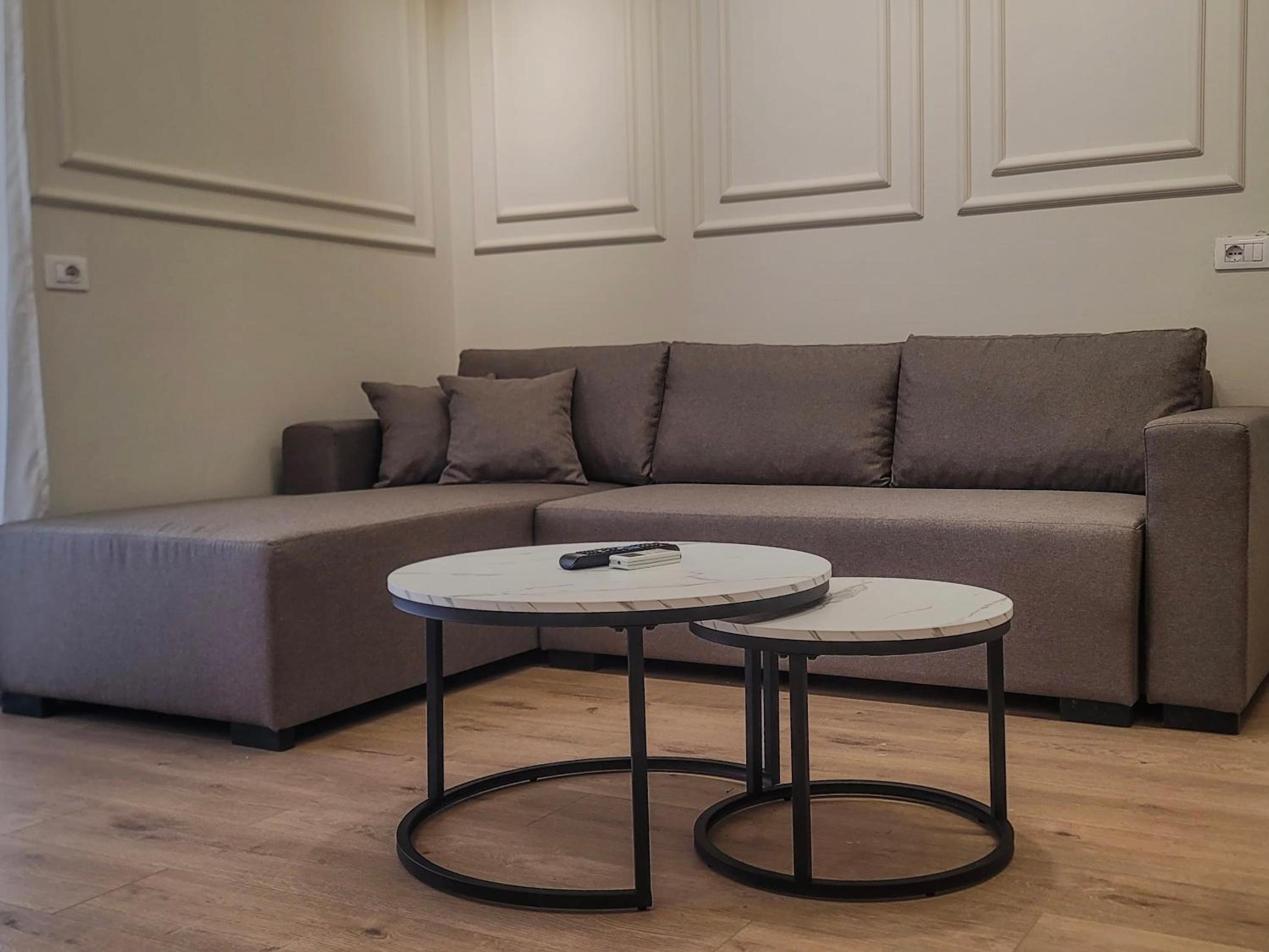 2BR at Café Flora Skanderbeg Square Area