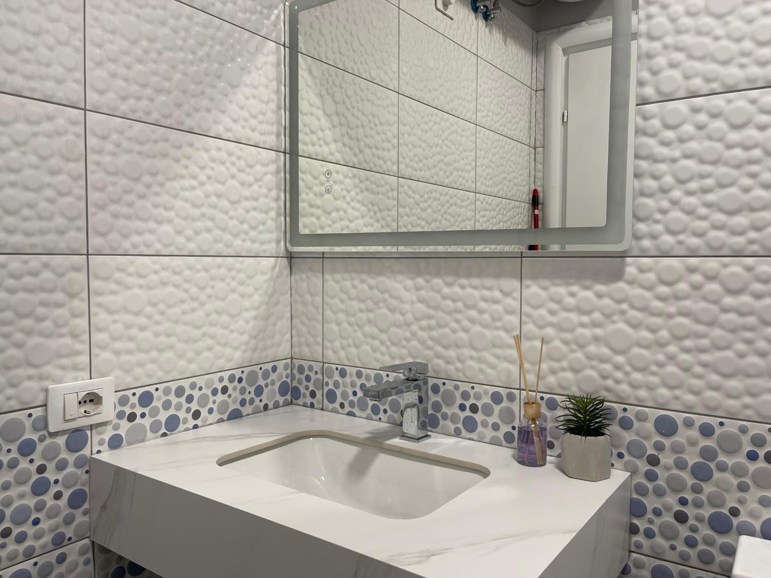 2BR at Café Flora Skanderbeg Square Area