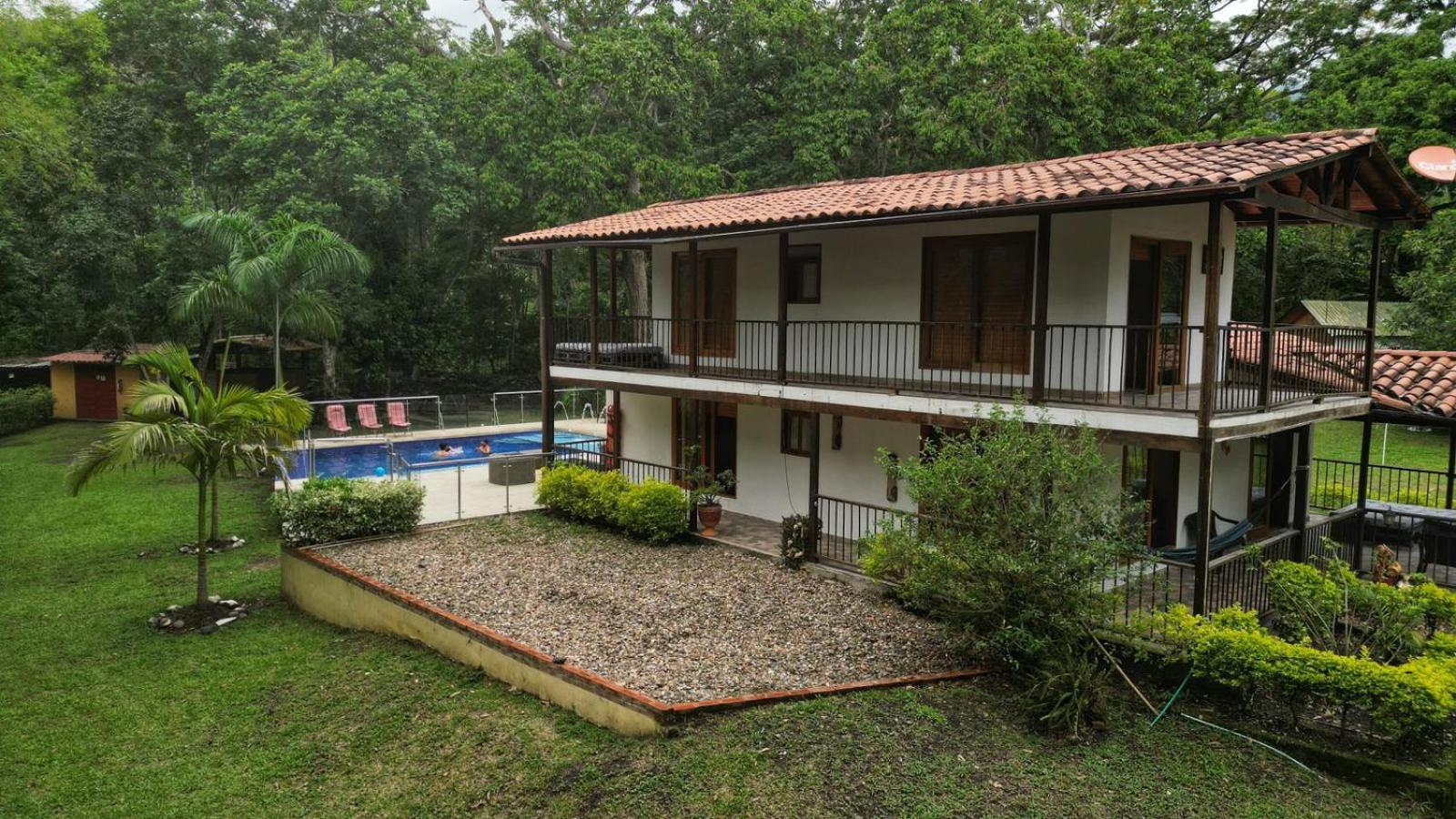 Hermosa CasaQuinta Con Piscina Privada.