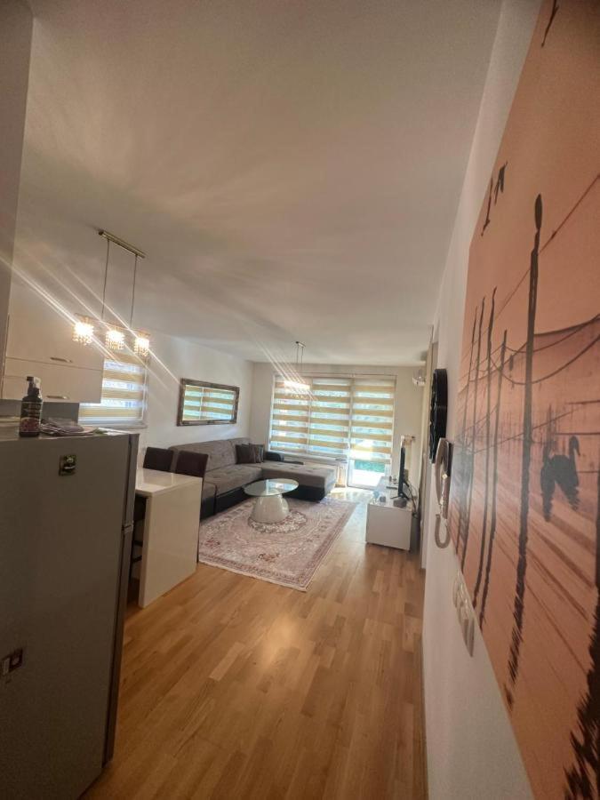 Apartman DIN