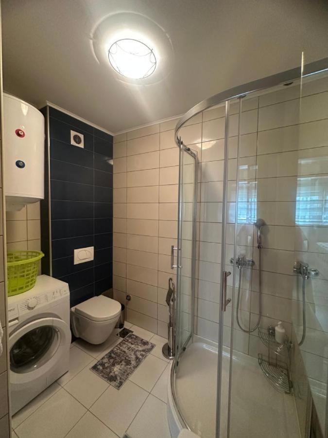 Apartman DIN
