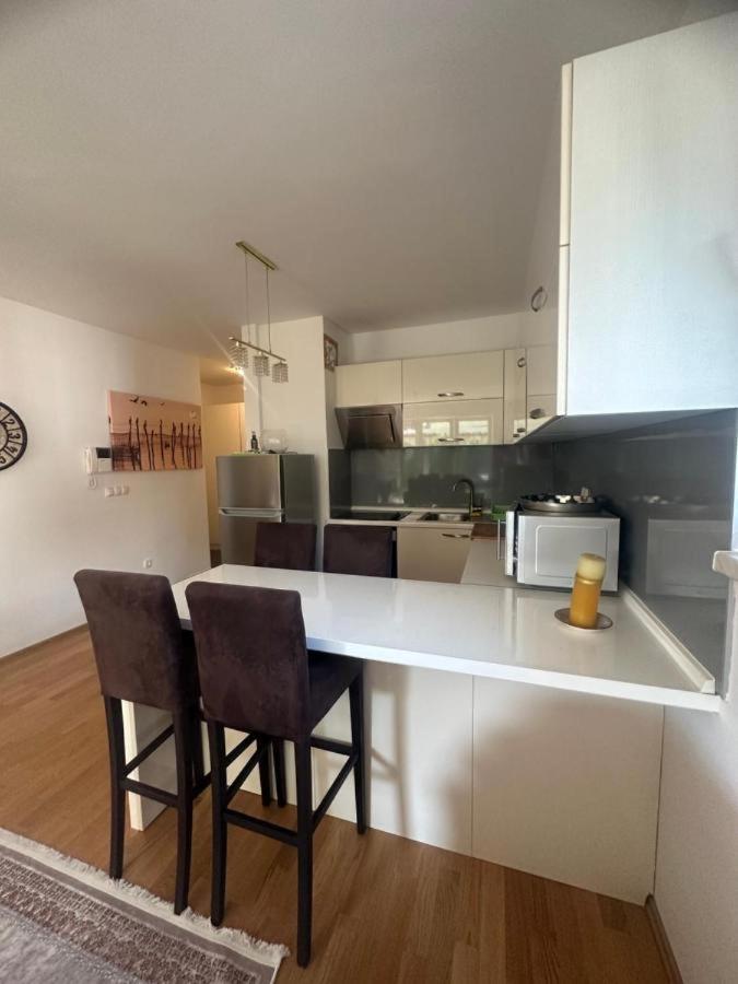 Apartman DIN
