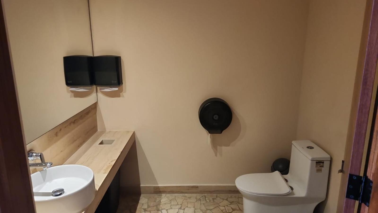 Photo 42