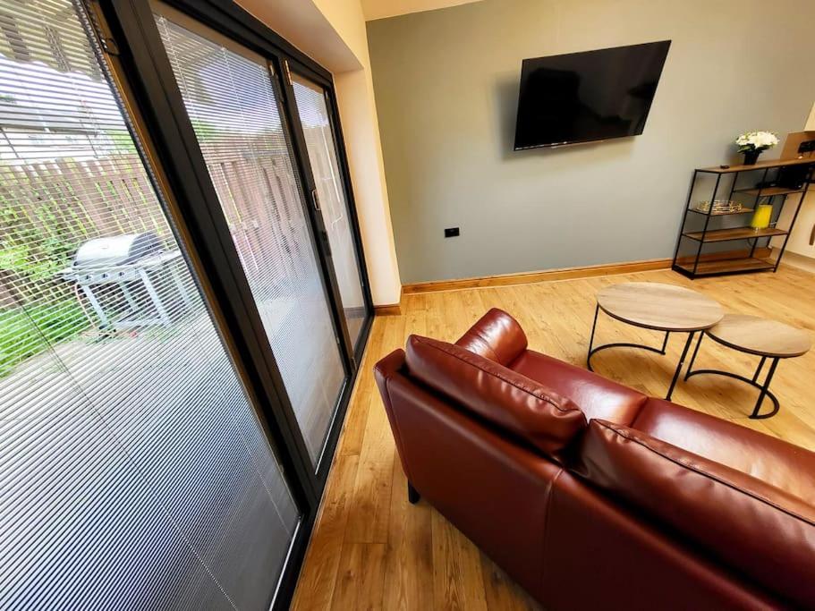 Modern 3-Bed Family Haven Wfree Parking