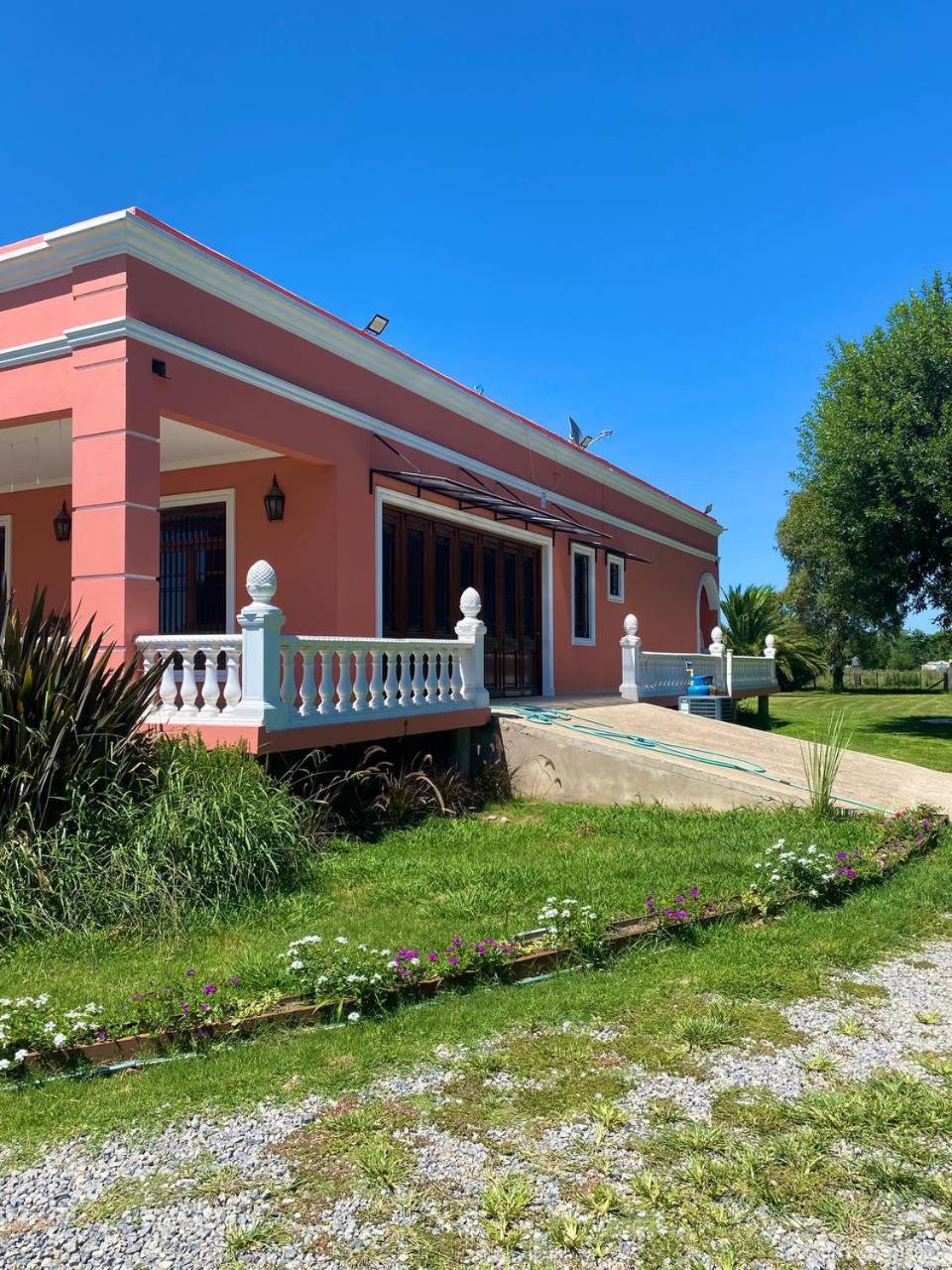 Estancia HOTEL LA ROSADITA