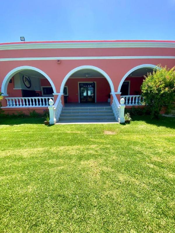 Estancia HOTEL LA ROSADITA