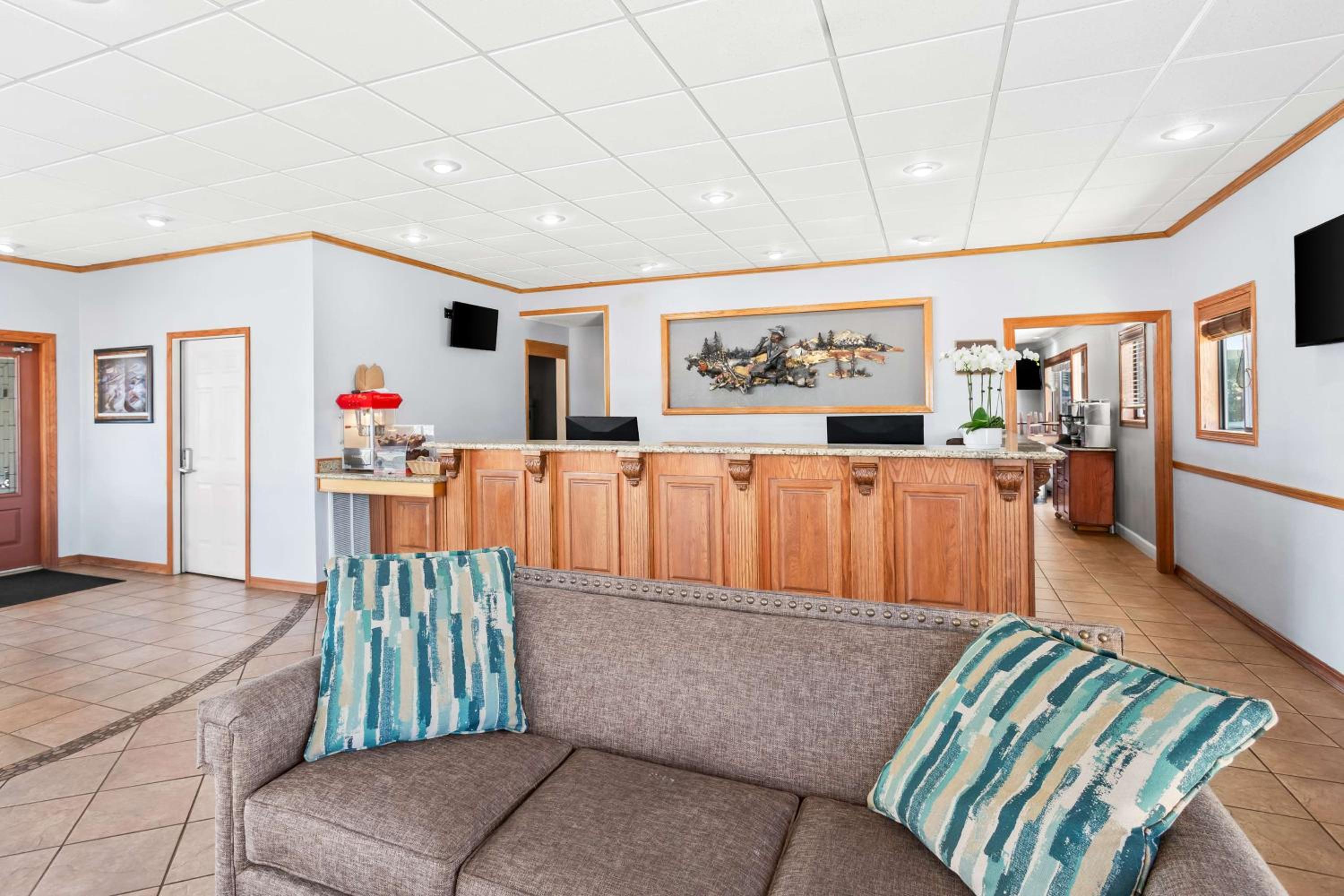 Yreka Vacations - Best Western Miners Inn Yreka - Property Image 1