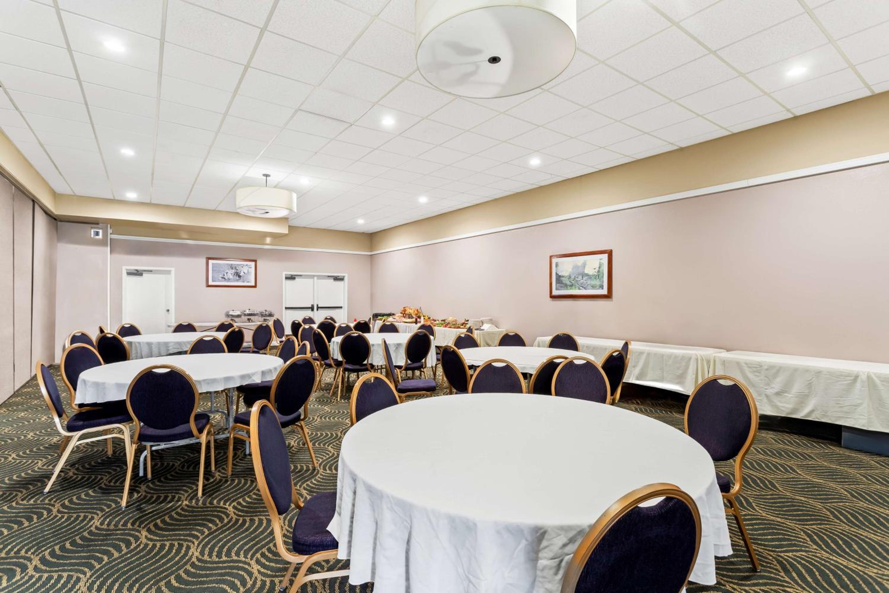 Yreka Vacations - Best Western Miners Inn Yreka - Property Image 26