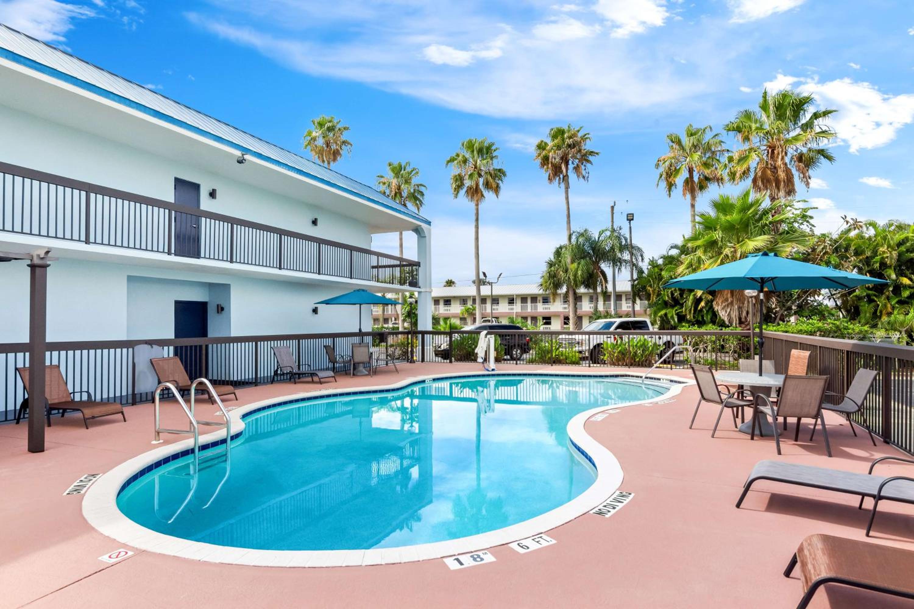Okeechobee Vacations - Best Western Lake Okeechobee - Property Image 5