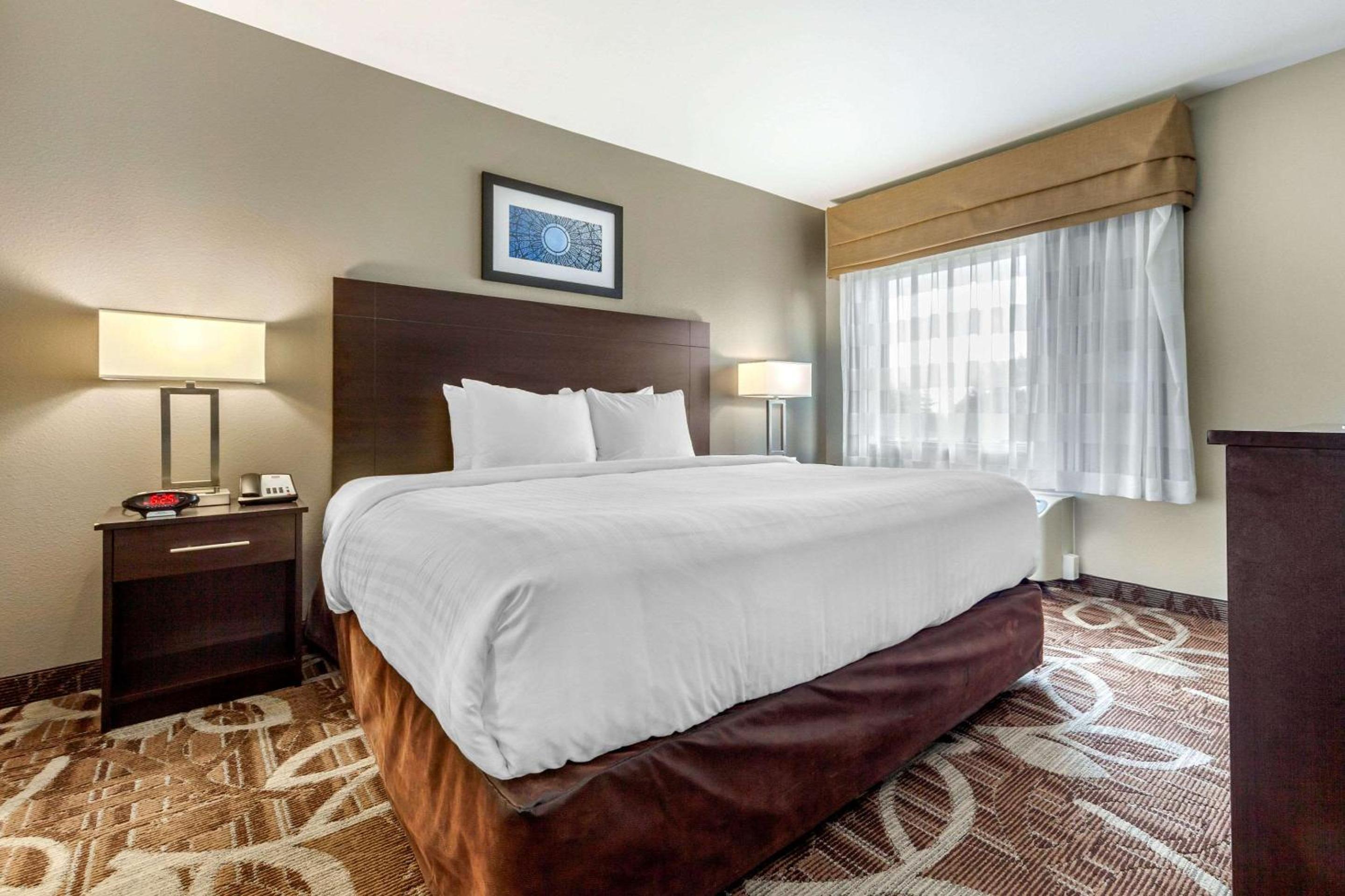 MainStay Suites Lincoln University Area