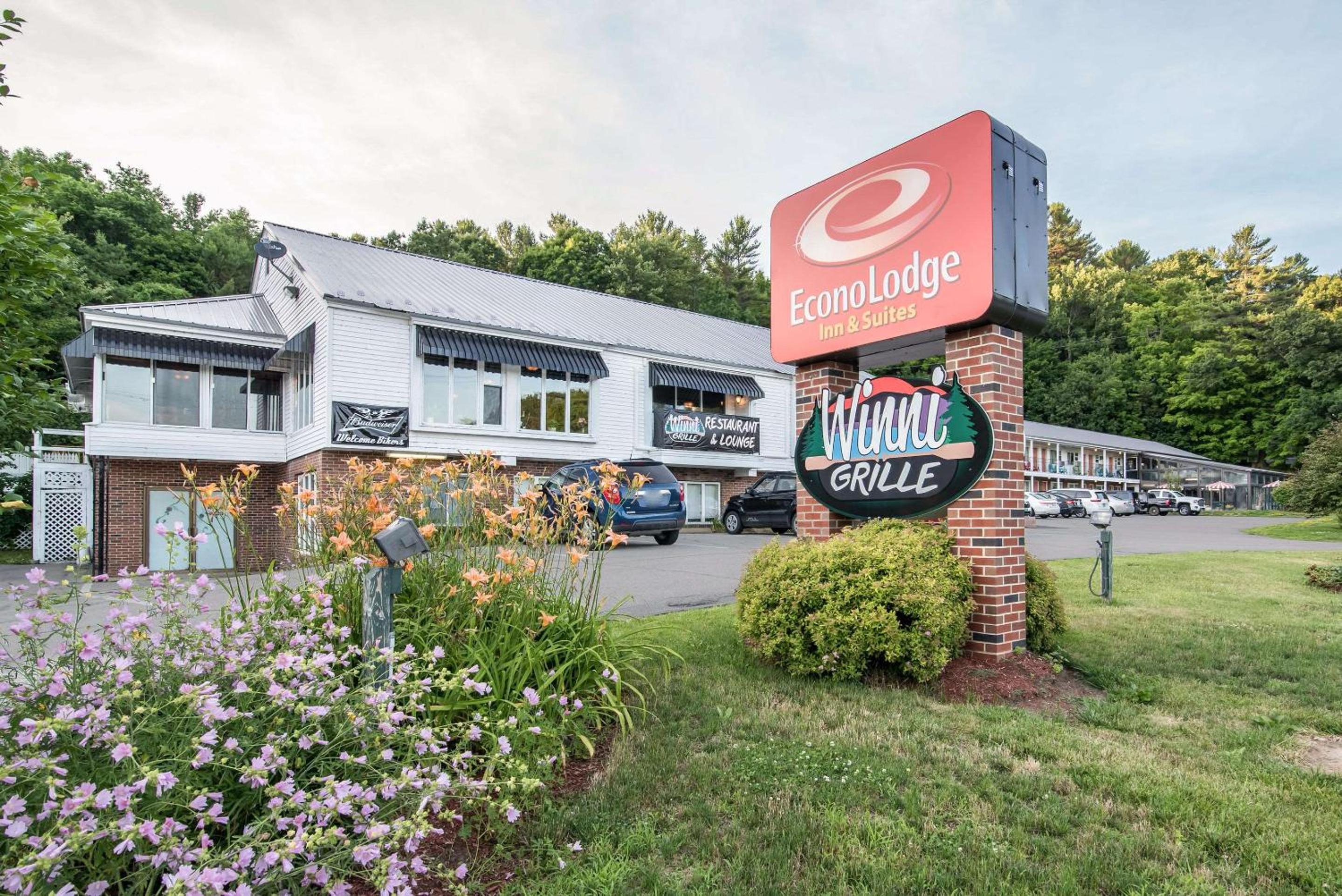 TiltonLodge Inn & Suites