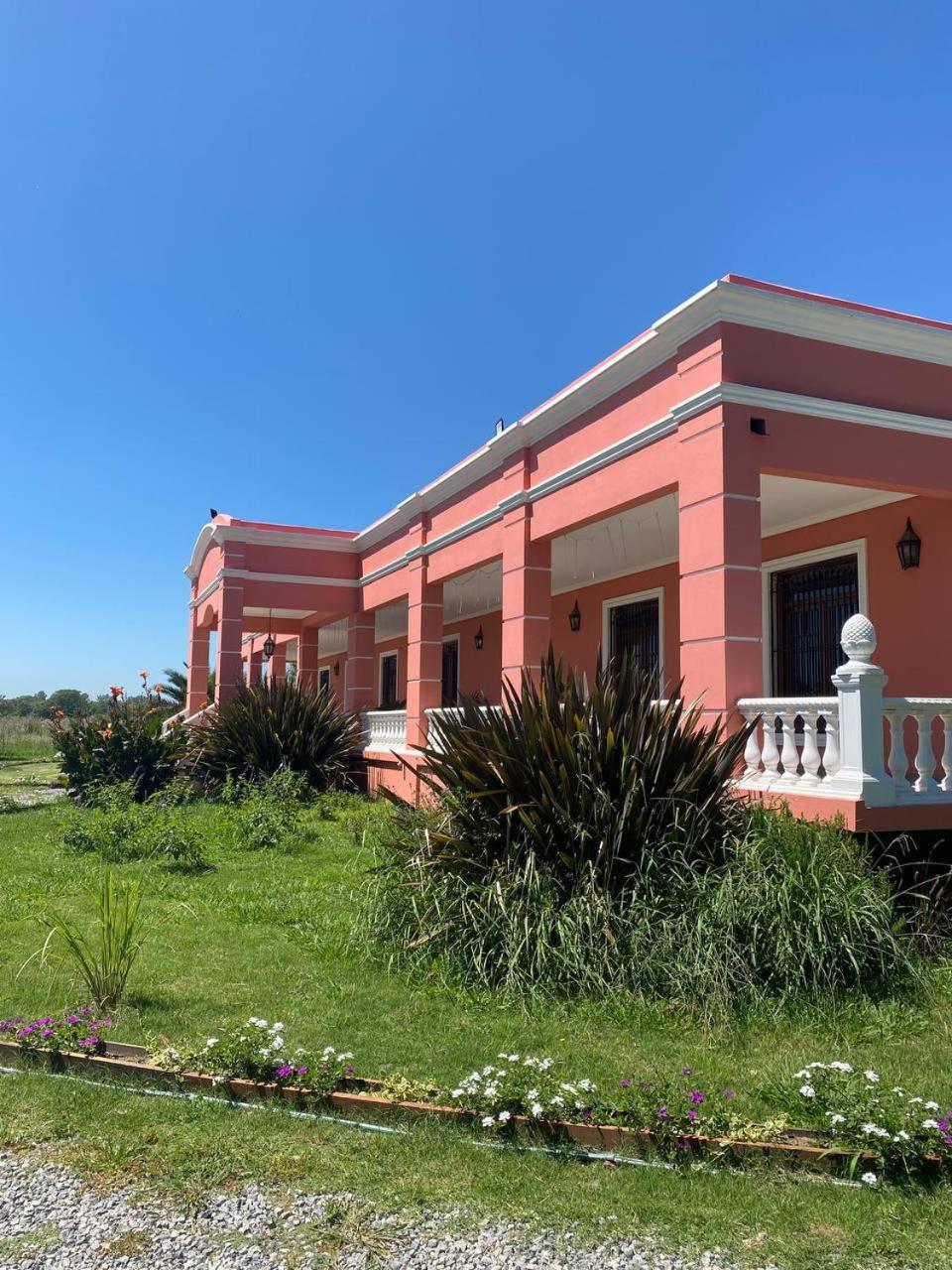 Estancia HOTEL LA ROSADITA