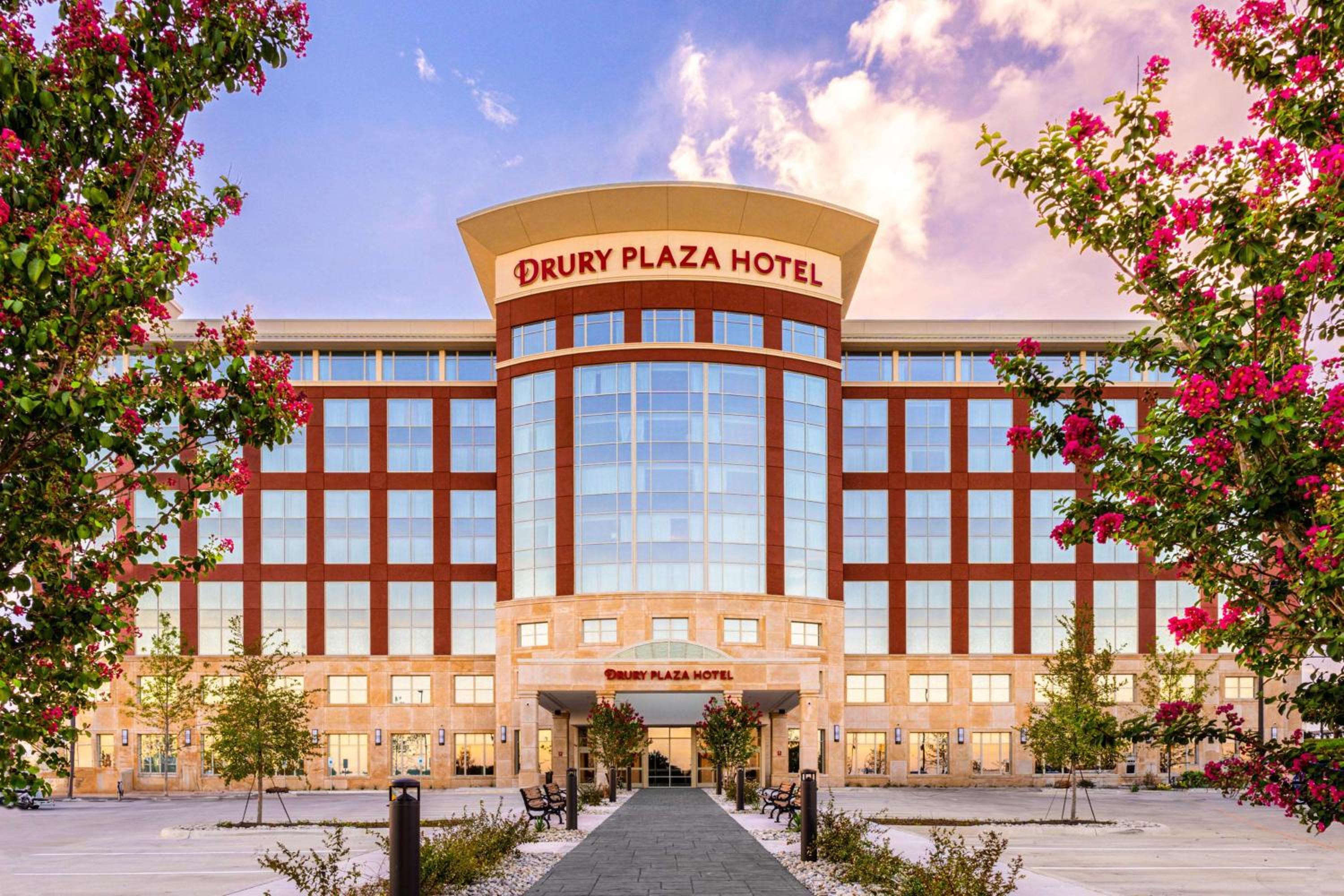 Hotel Drury Plaza Hotel Dallas Arlington