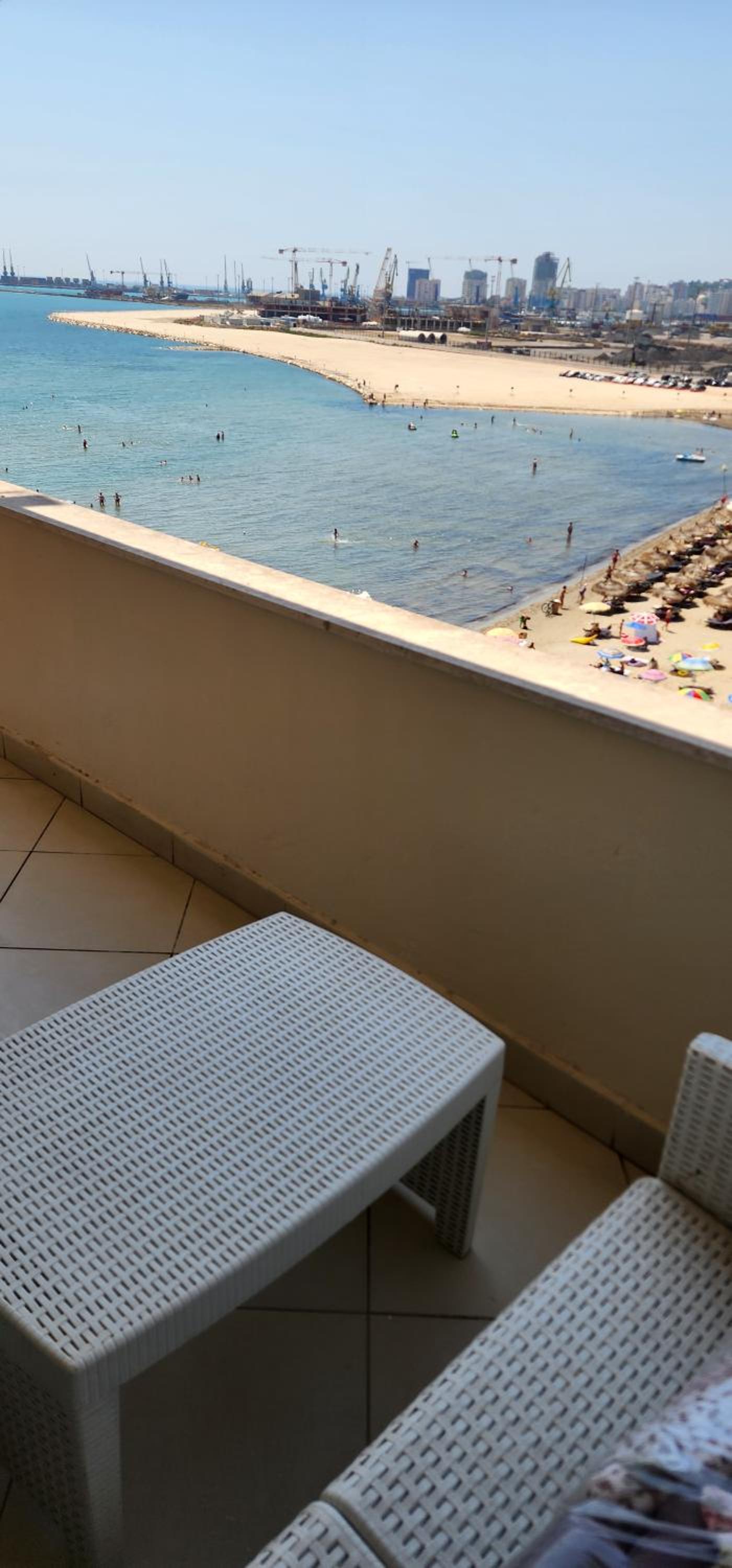 armando's apartment front on the sea