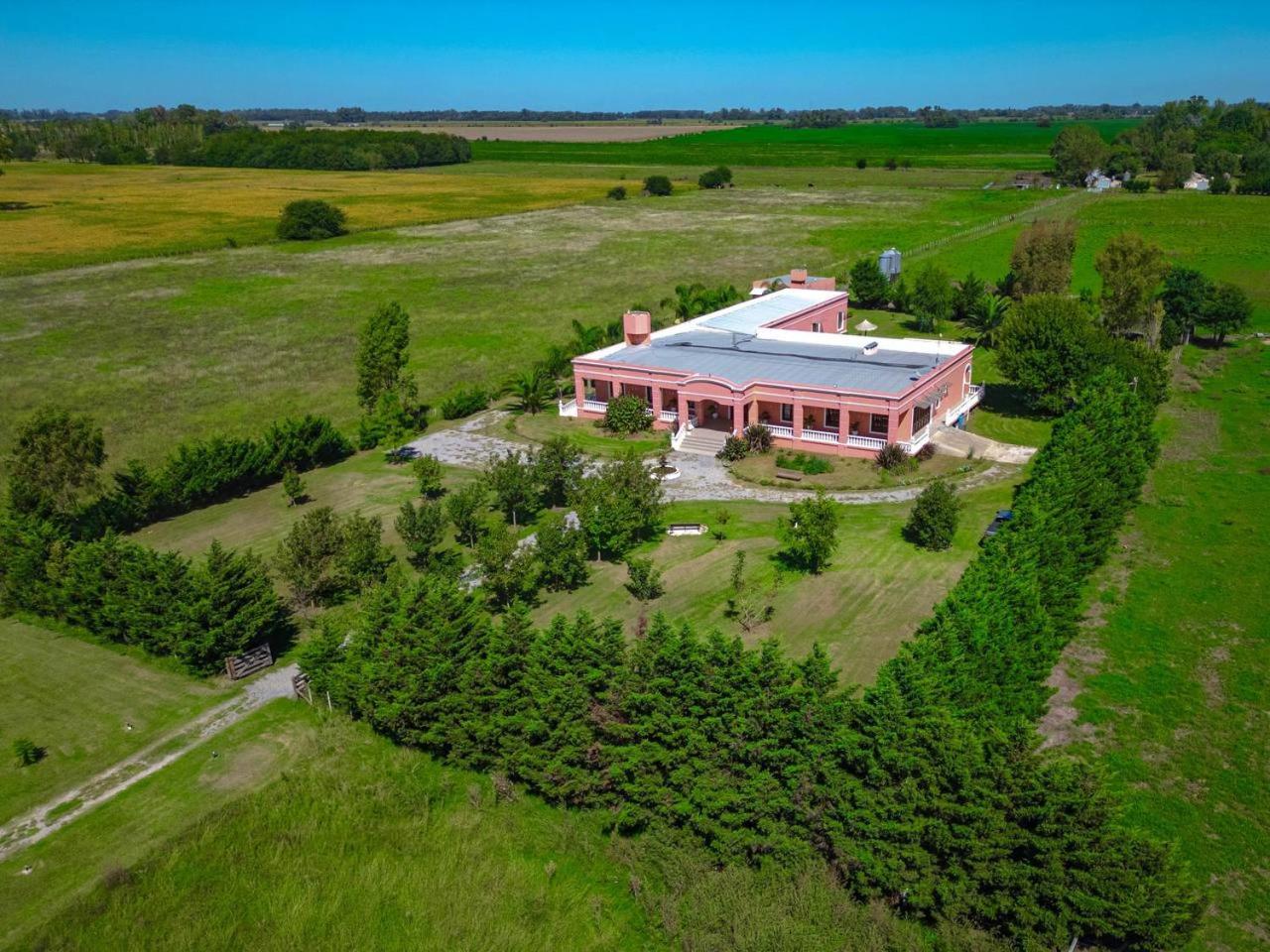 Estancia HOTEL LA ROSADITA