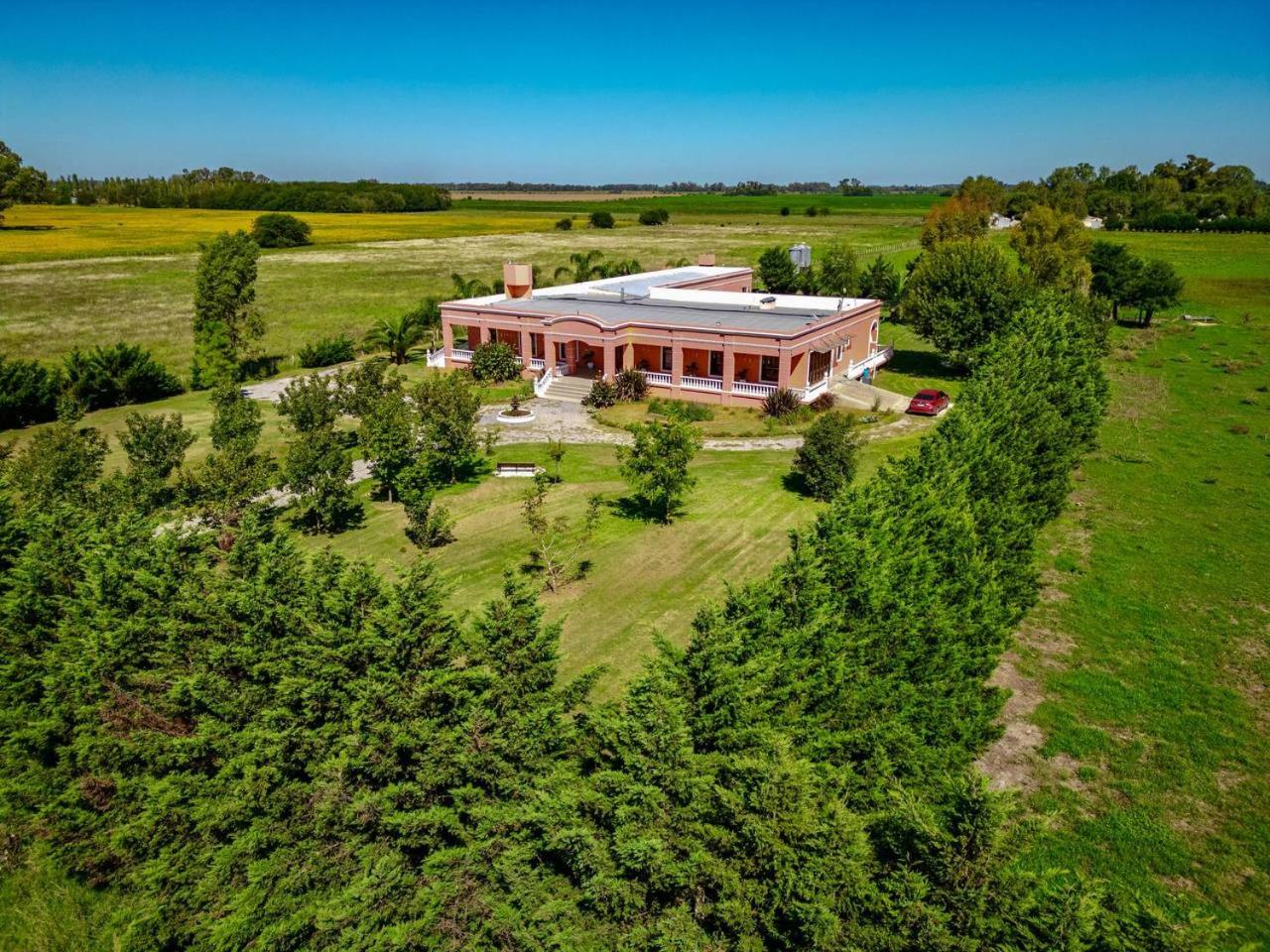 Estancia HOTEL LA ROSADITA