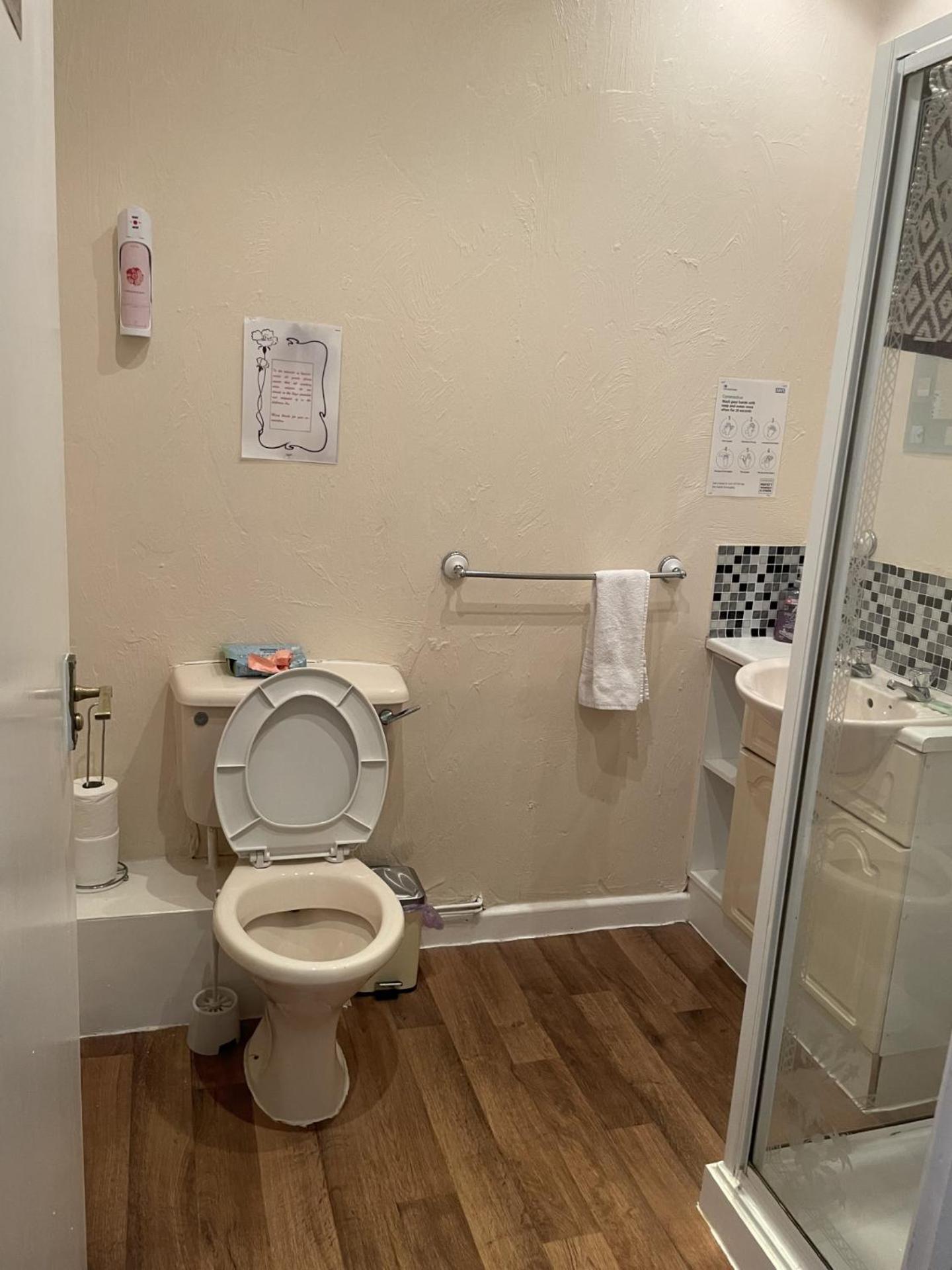 San Diego Guest House - near Pleasure Beach