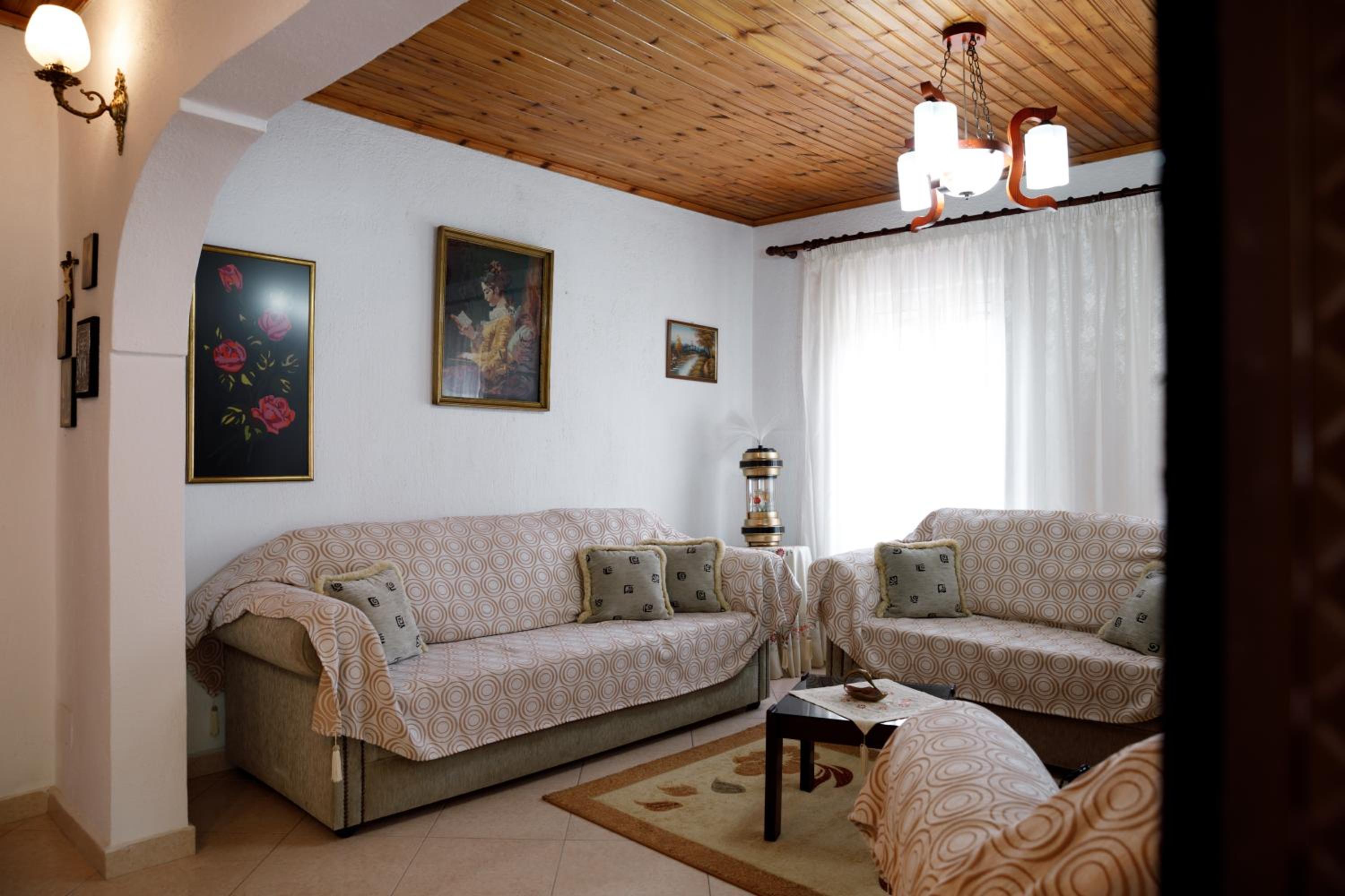 GuestHouse Te Bregu photo 3