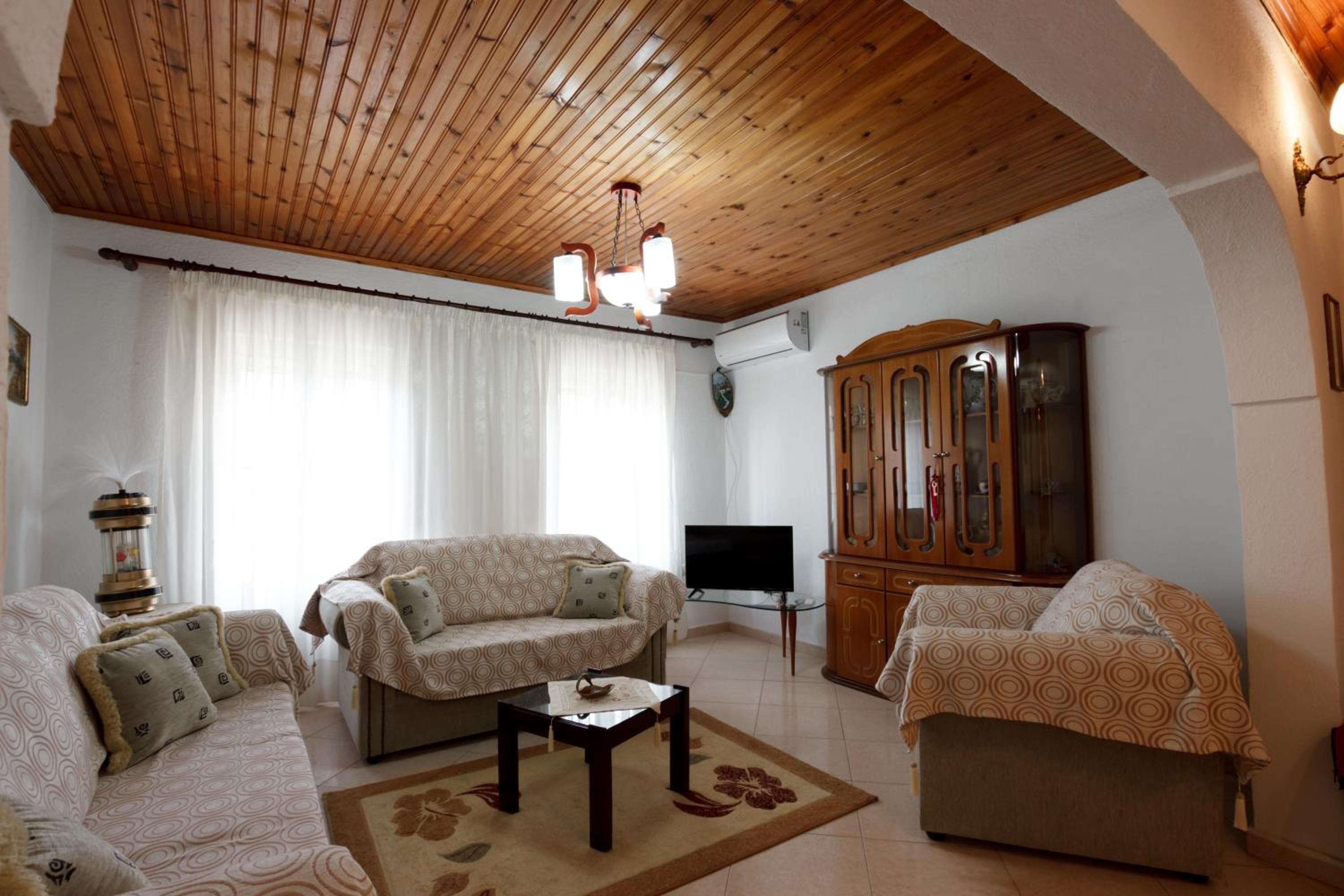 GuestHouse Te Bregu photo 4