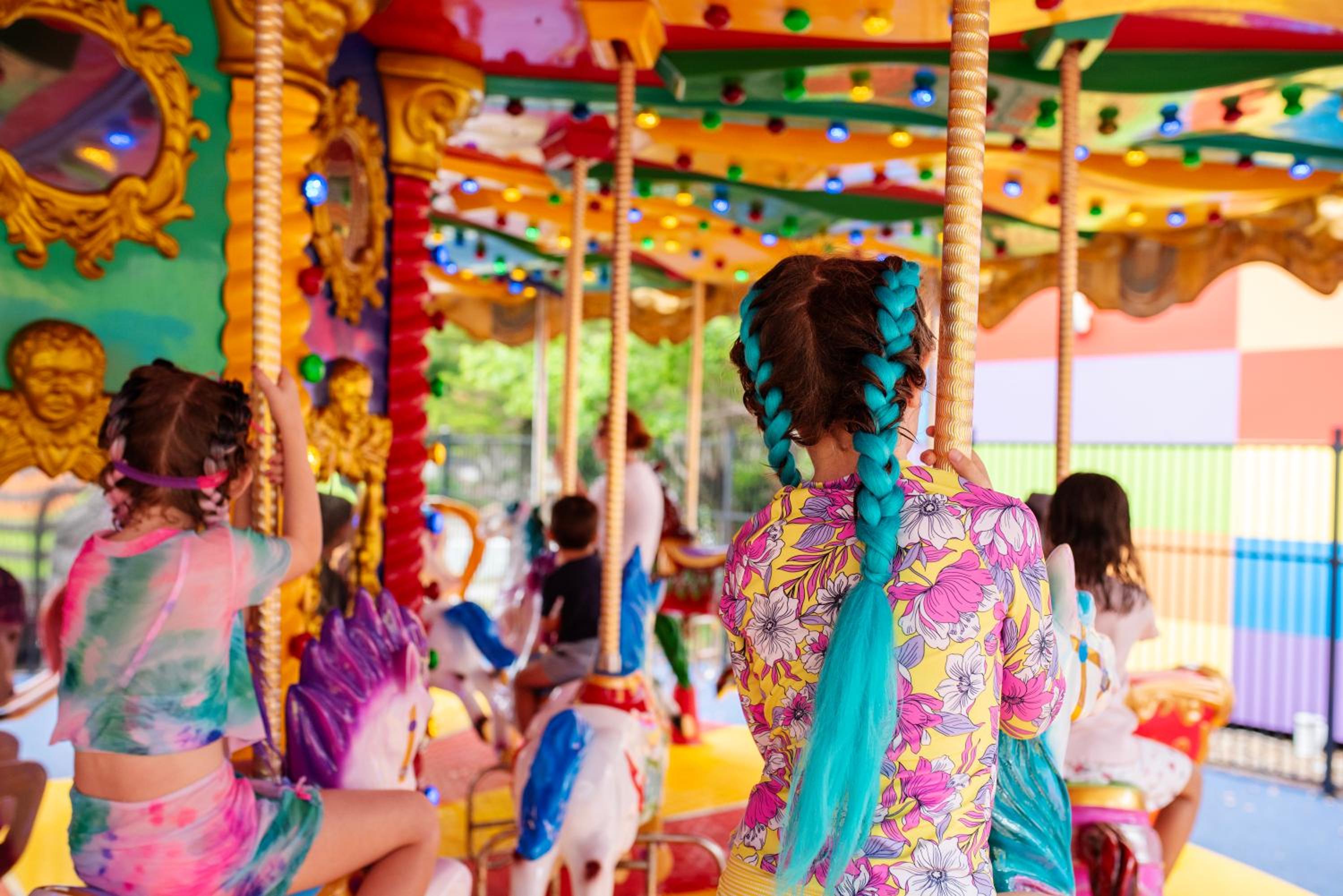 Paradise Resort Gold Coast - Image 5