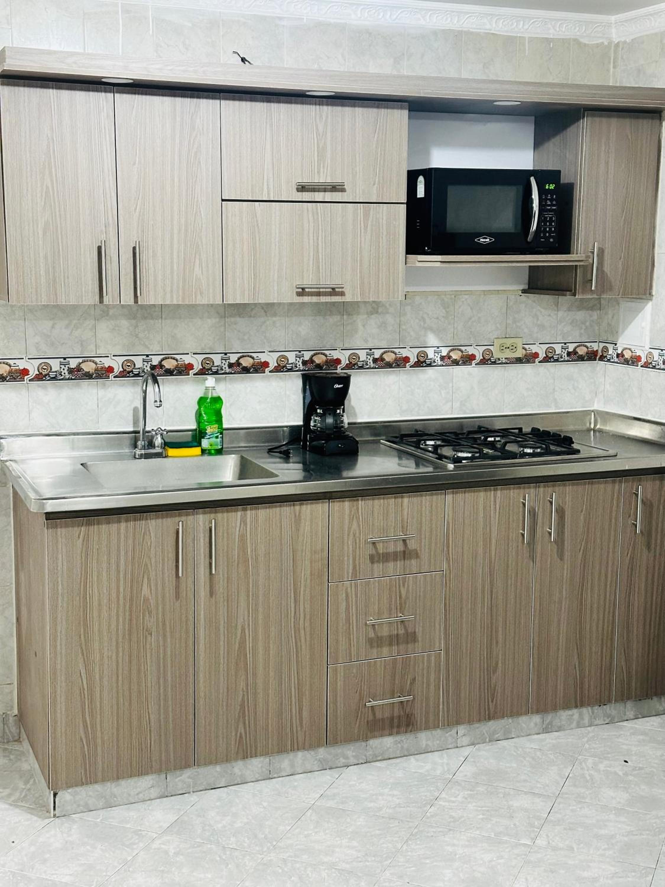 Hermoso y amplio apartamento cerca al centro de Medellin
