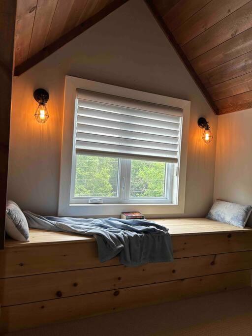 The Rowanwood - Muskoka Cottage Retreat