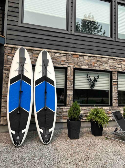 The Rowanwood - Muskoka Cottage Retreat