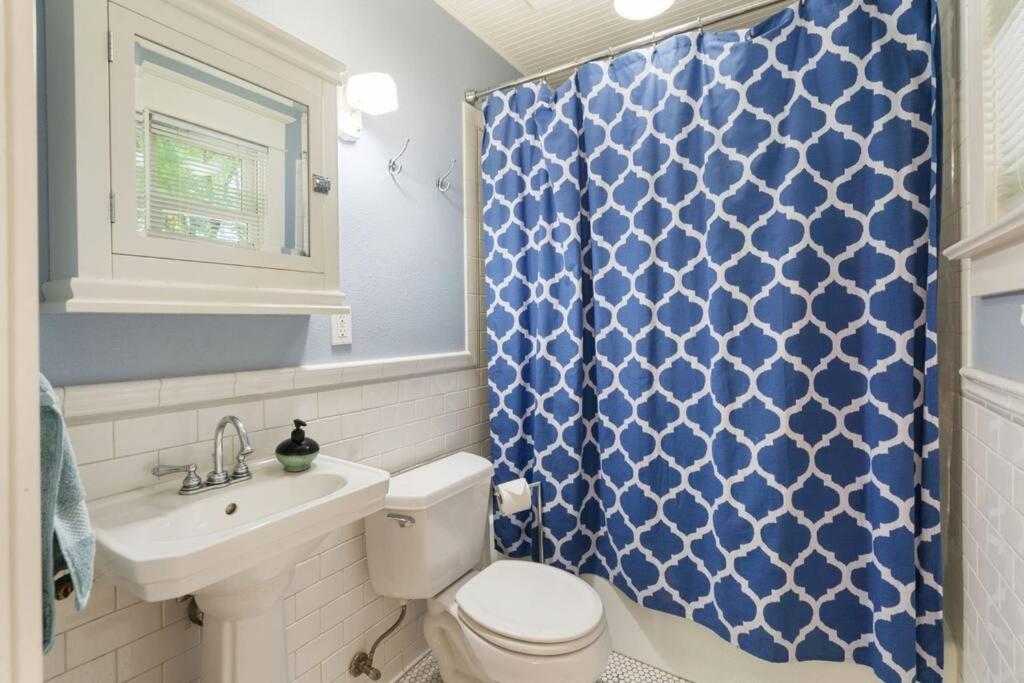 Stylish 4BR Belmont Haven with Saltwater Hot Tub view 4
