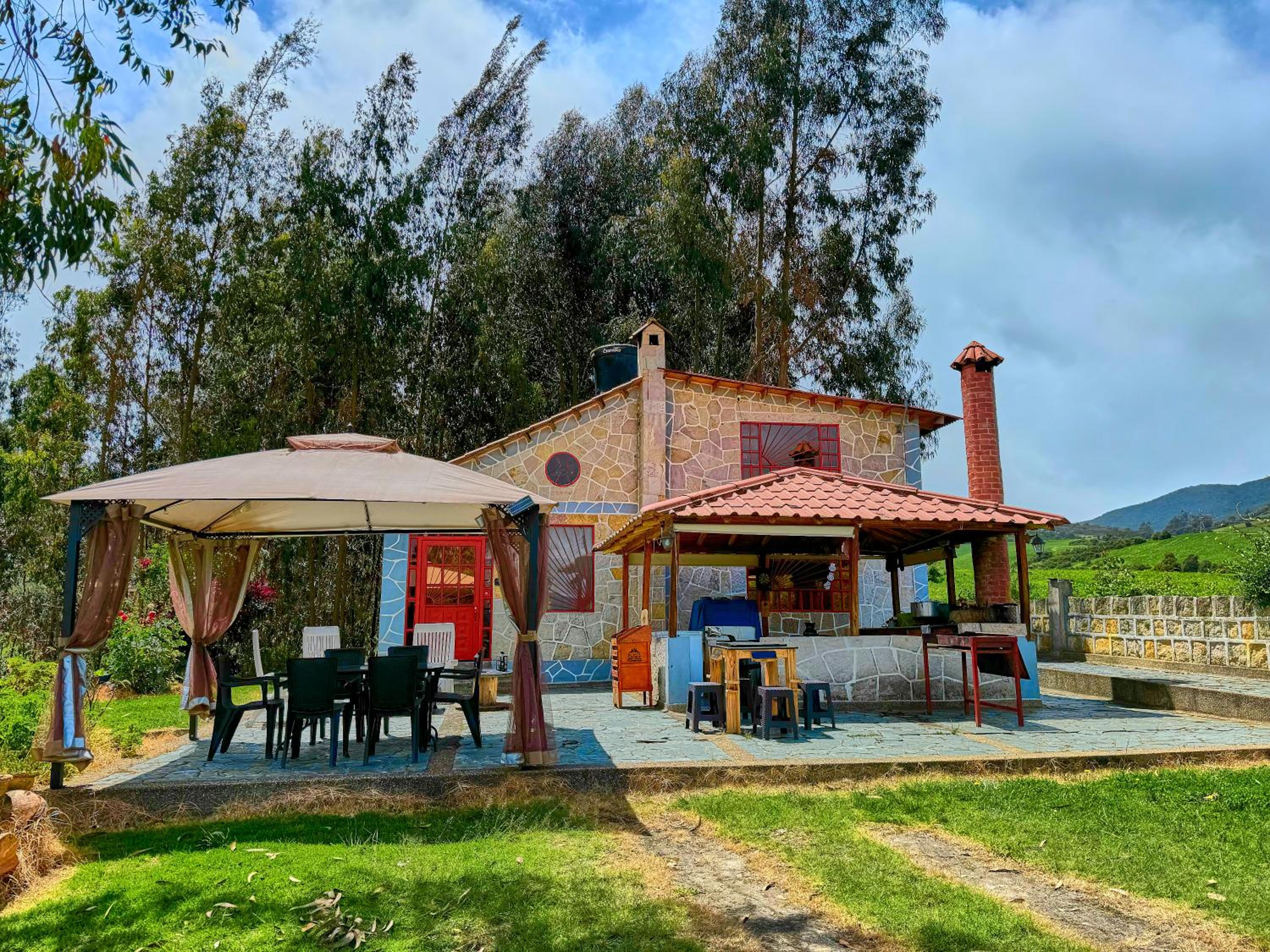 CASA DE PIEDRA EL ZAPATO