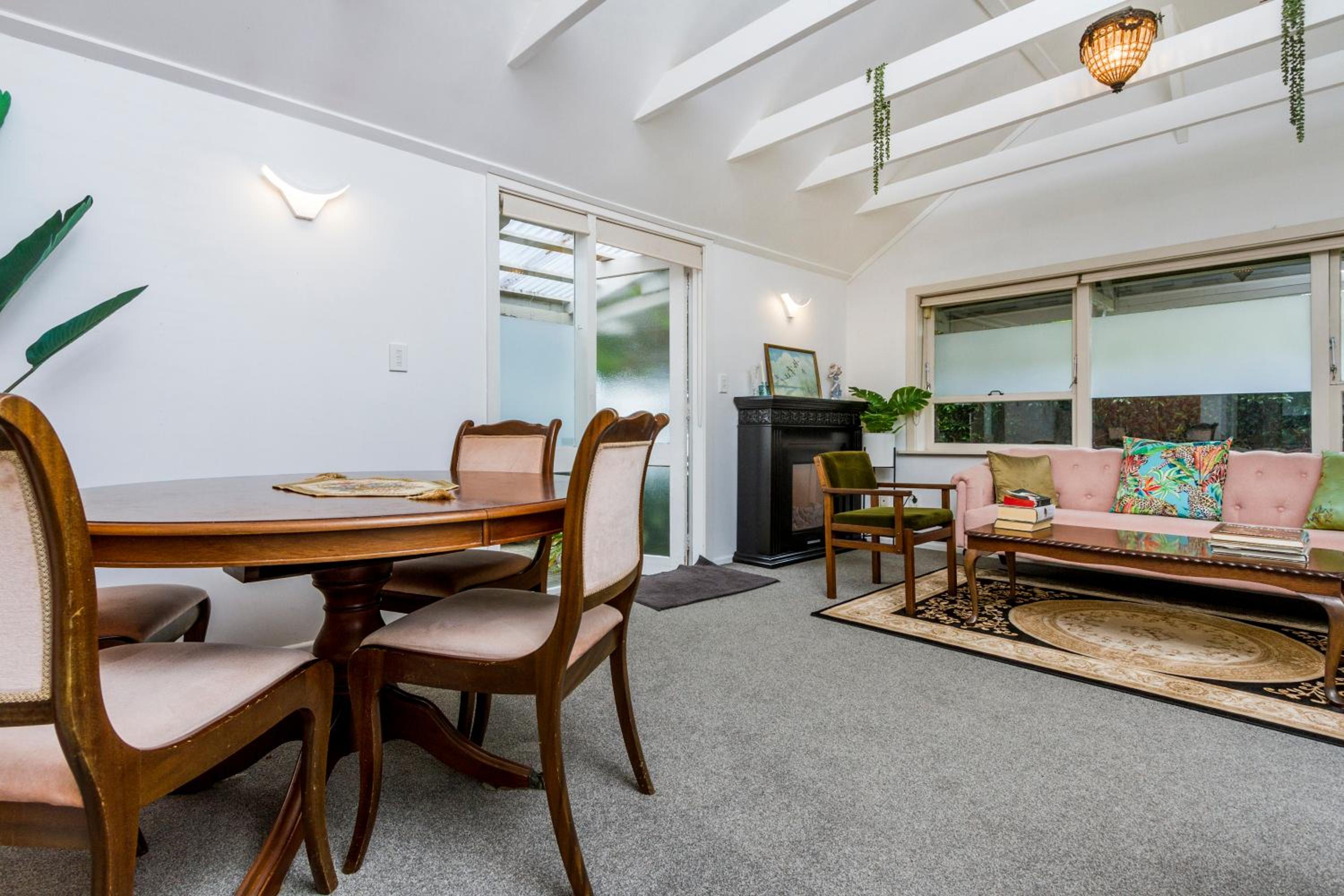 Cosy One Bedroom Flat Plus Loft view 2