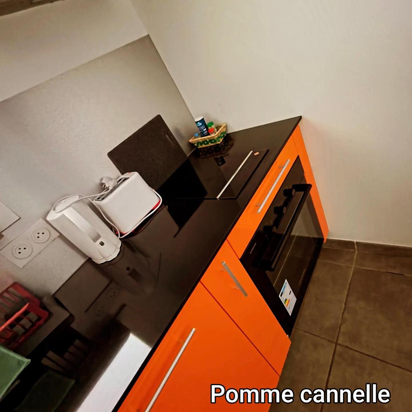 POMME Cannelles