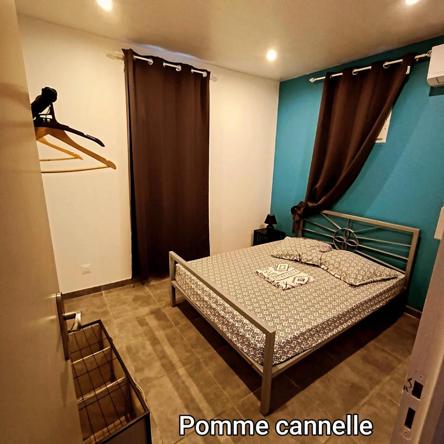 POMME Cannelles