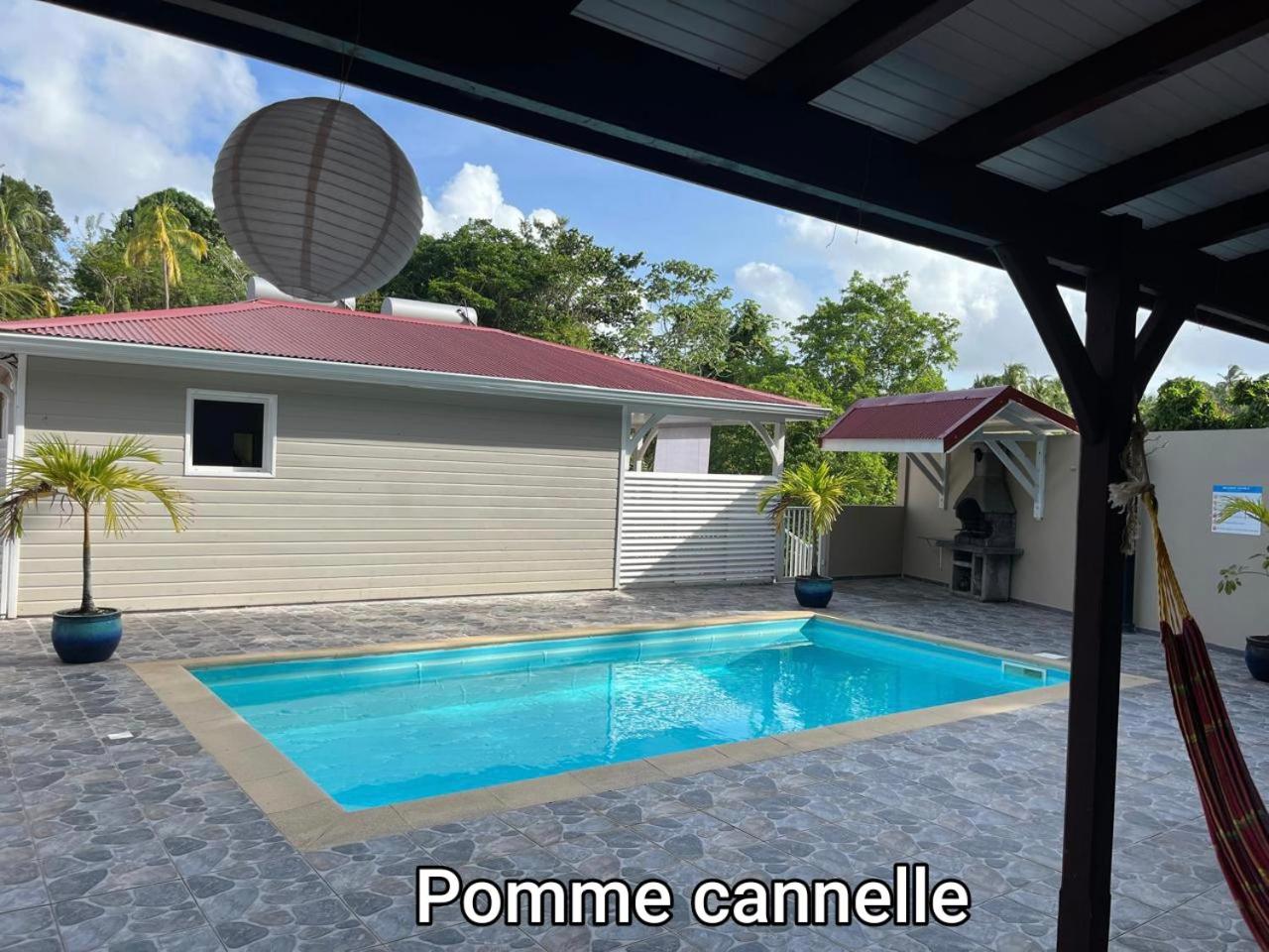 POMME Cannelles