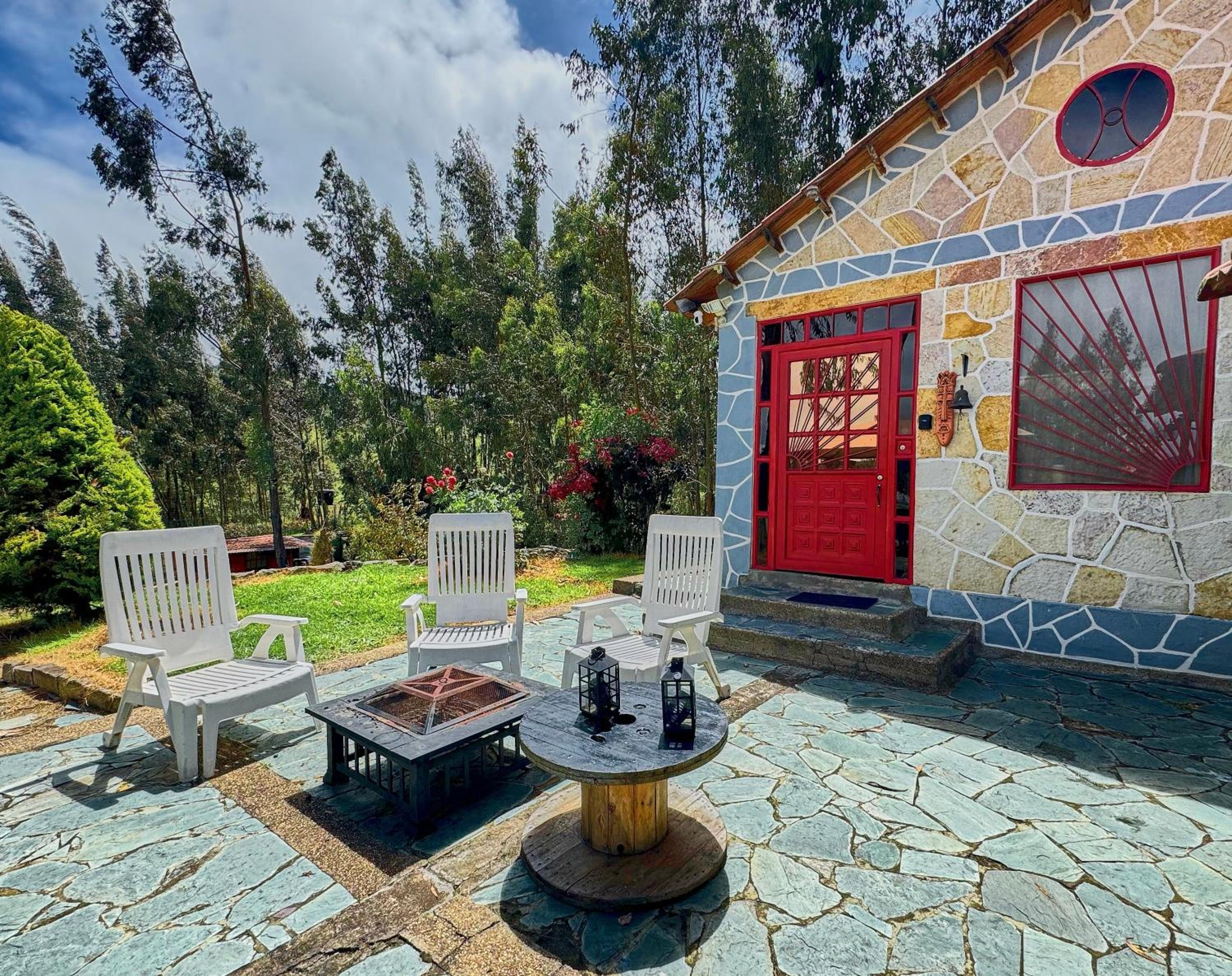 CASA DE PIEDRA EL ZAPATO