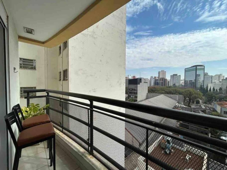 SH66 Viva São Paulo com Varanda na Bela Cintra
